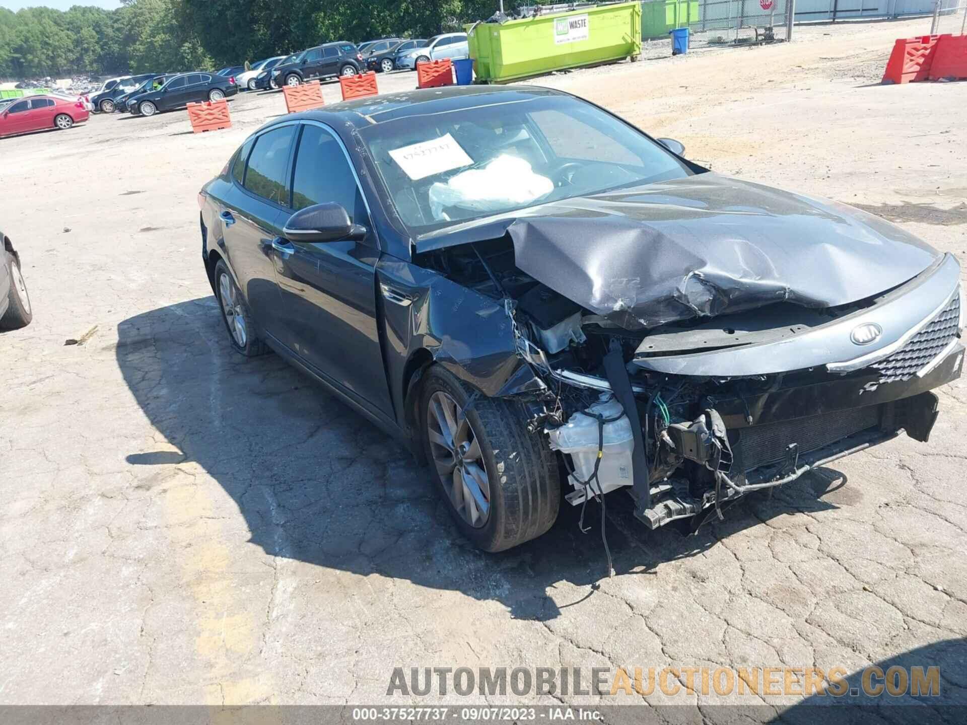 5XXGT4L33JG241621 KIA OPTIMA 2018