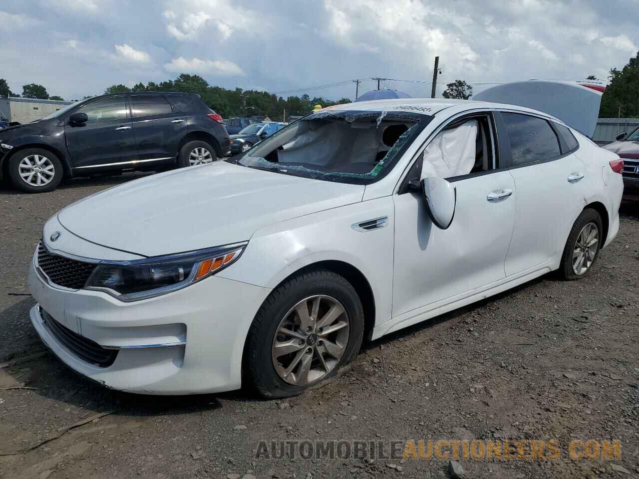 5XXGT4L33JG243515 KIA OPTIMA 2018