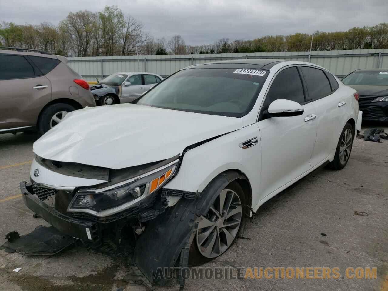 5XXGT4L33JG252554 KIA OPTIMA 2018