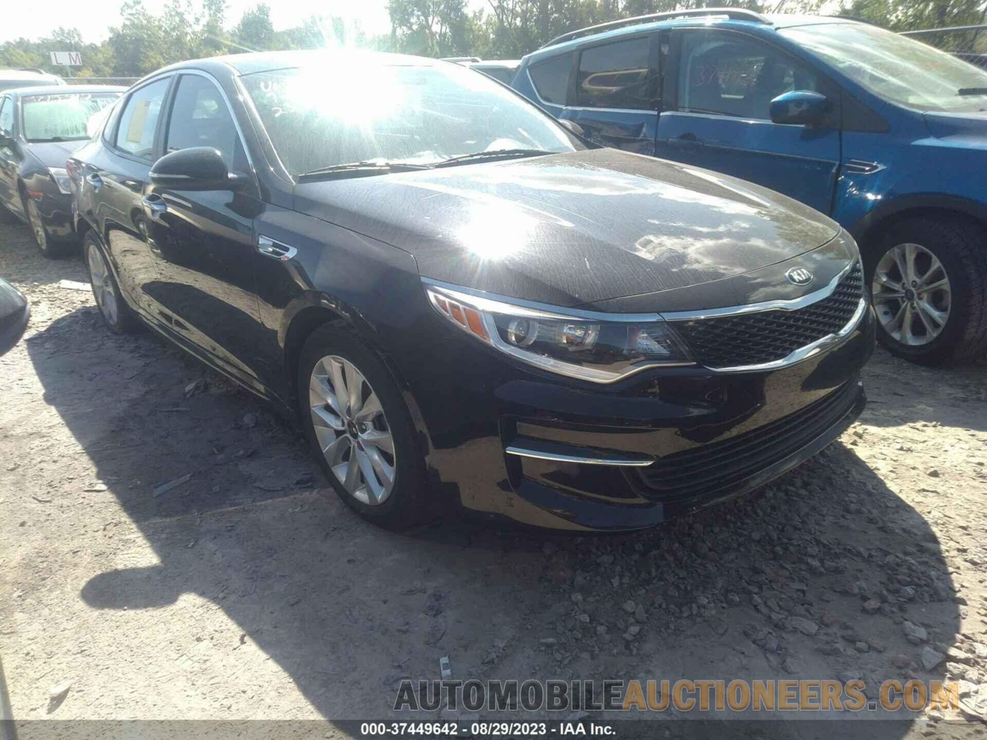 5XXGT4L33JG256281 KIA OPTIMA 2018