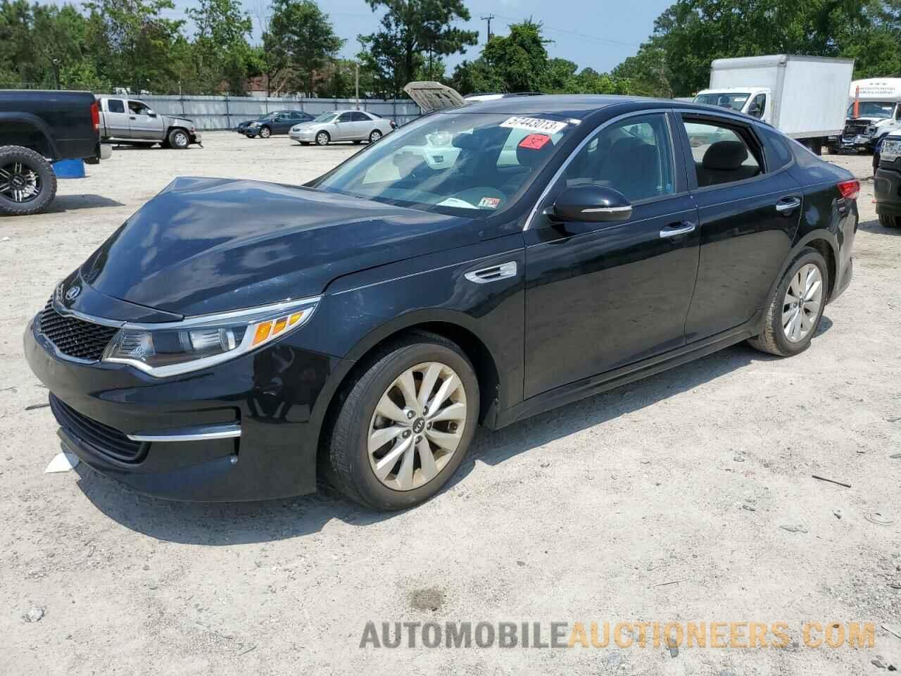 5XXGT4L33JG270889 KIA OPTIMA 2018