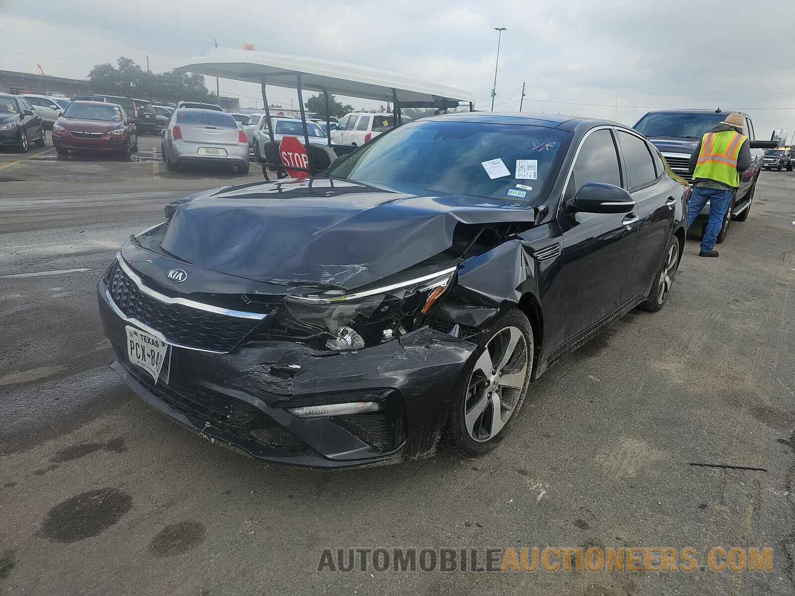 5XXGT4L33KG307215 Kia Optima 2019