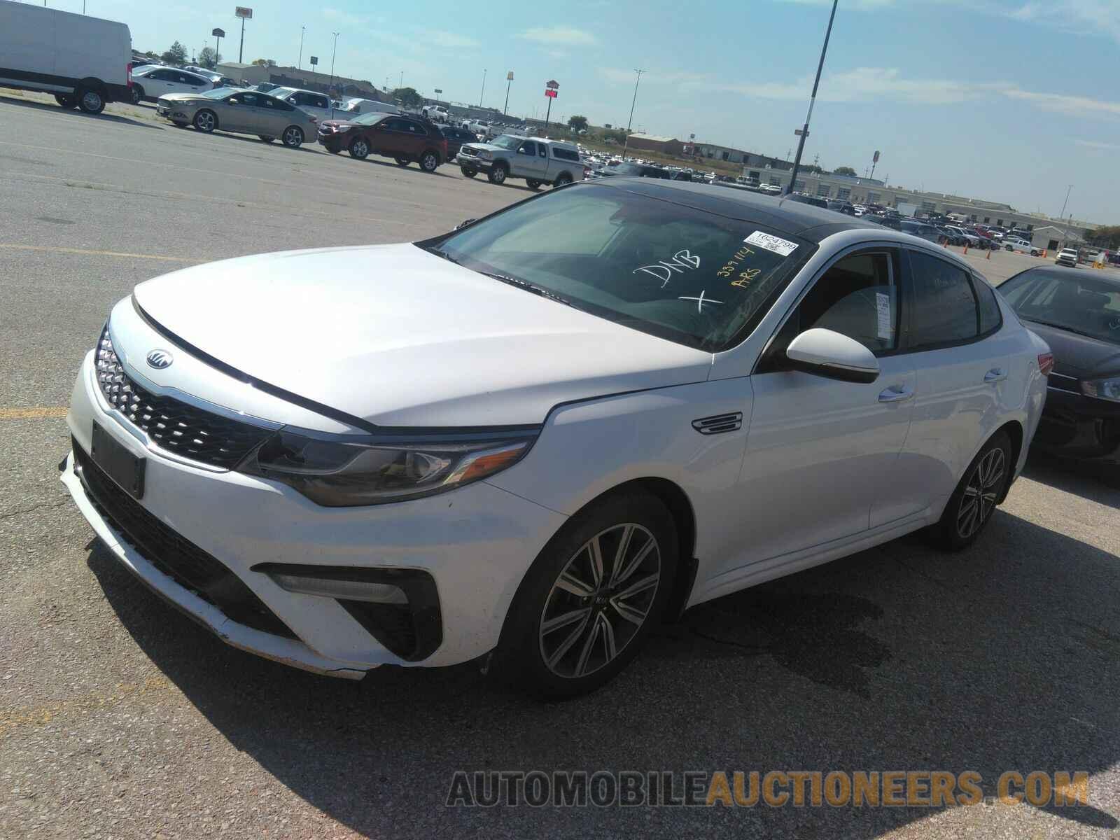 5XXGT4L33KG339114 Kia Optima 2019