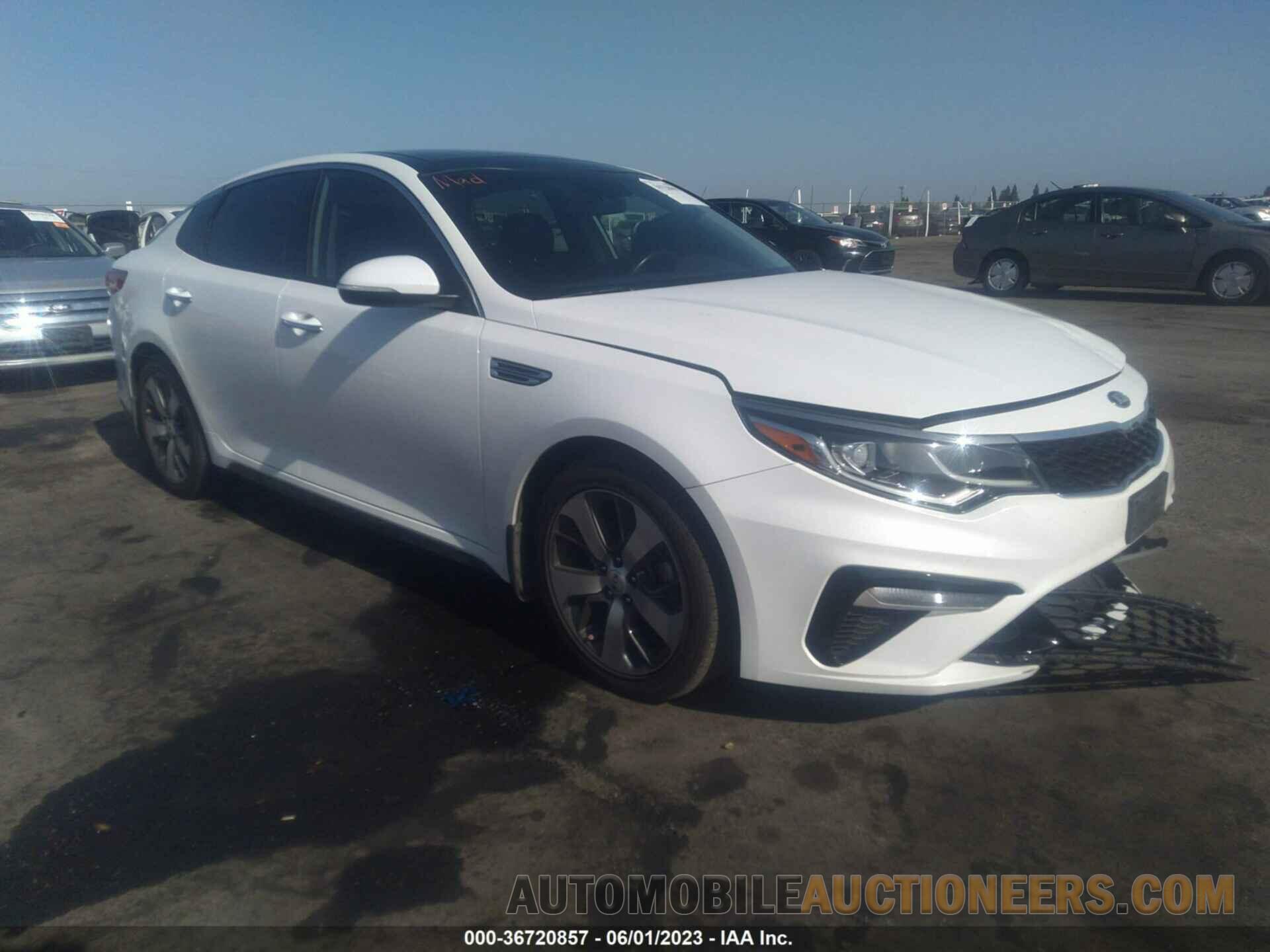 5XXGT4L33LG378531 KIA OPTIMA 2020