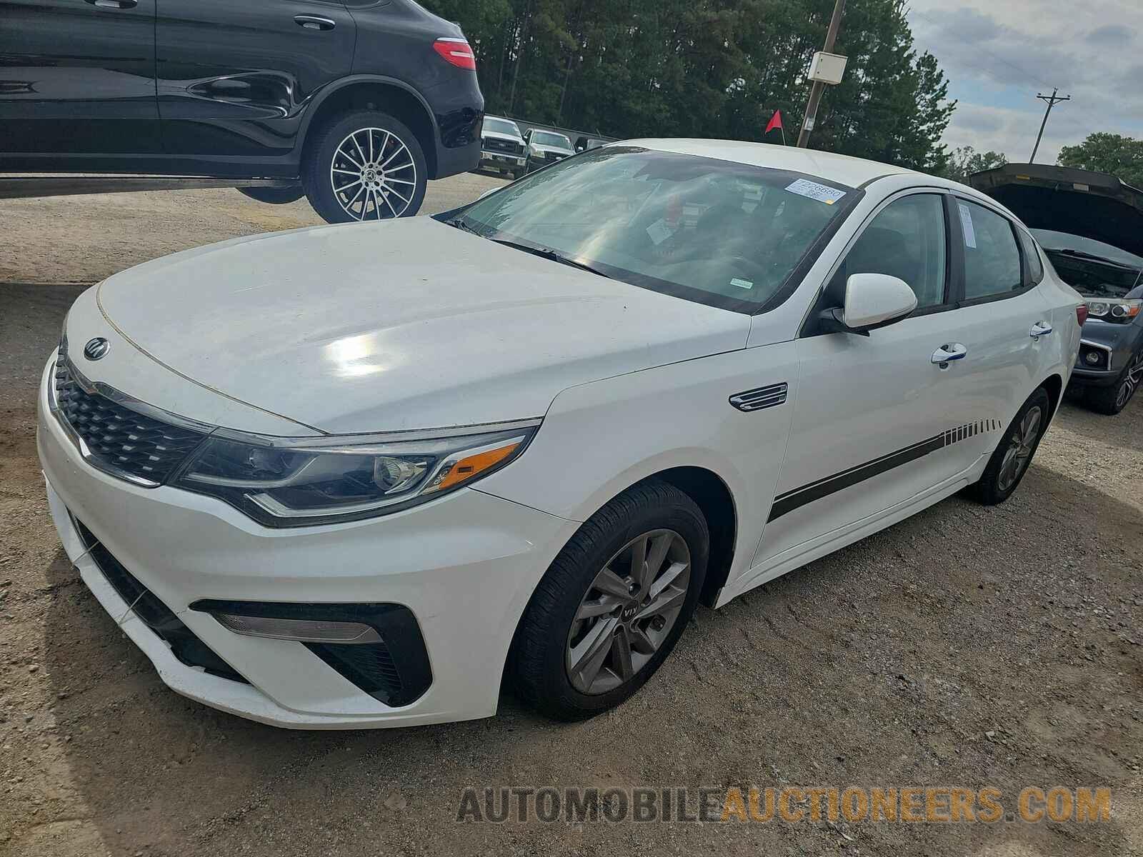 5XXGT4L33LG388542 Kia Optima 2020