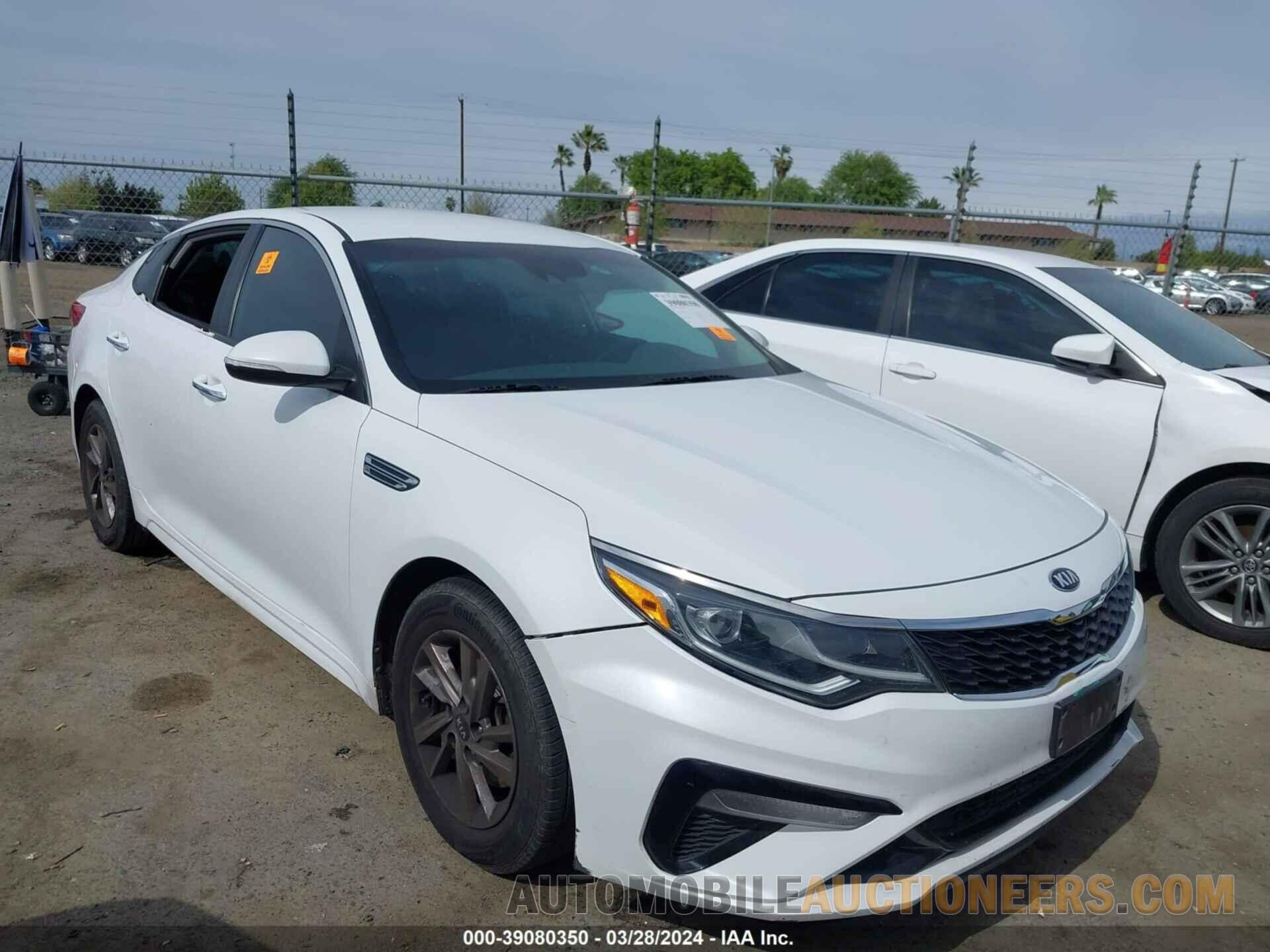 5XXGT4L33LG392803 KIA OPTIMA 2020