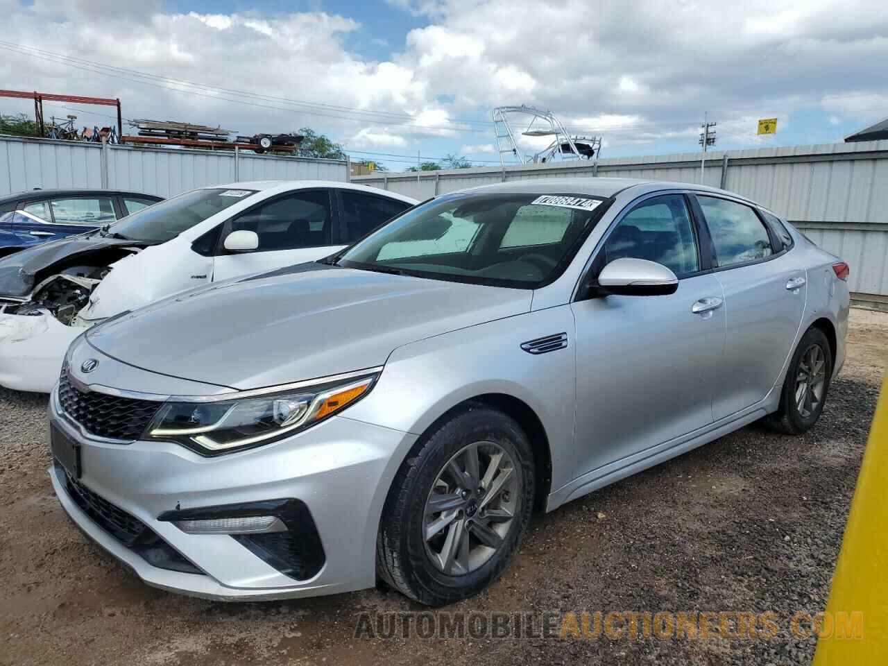 5XXGT4L33LG393823 KIA OPTIMA 2020