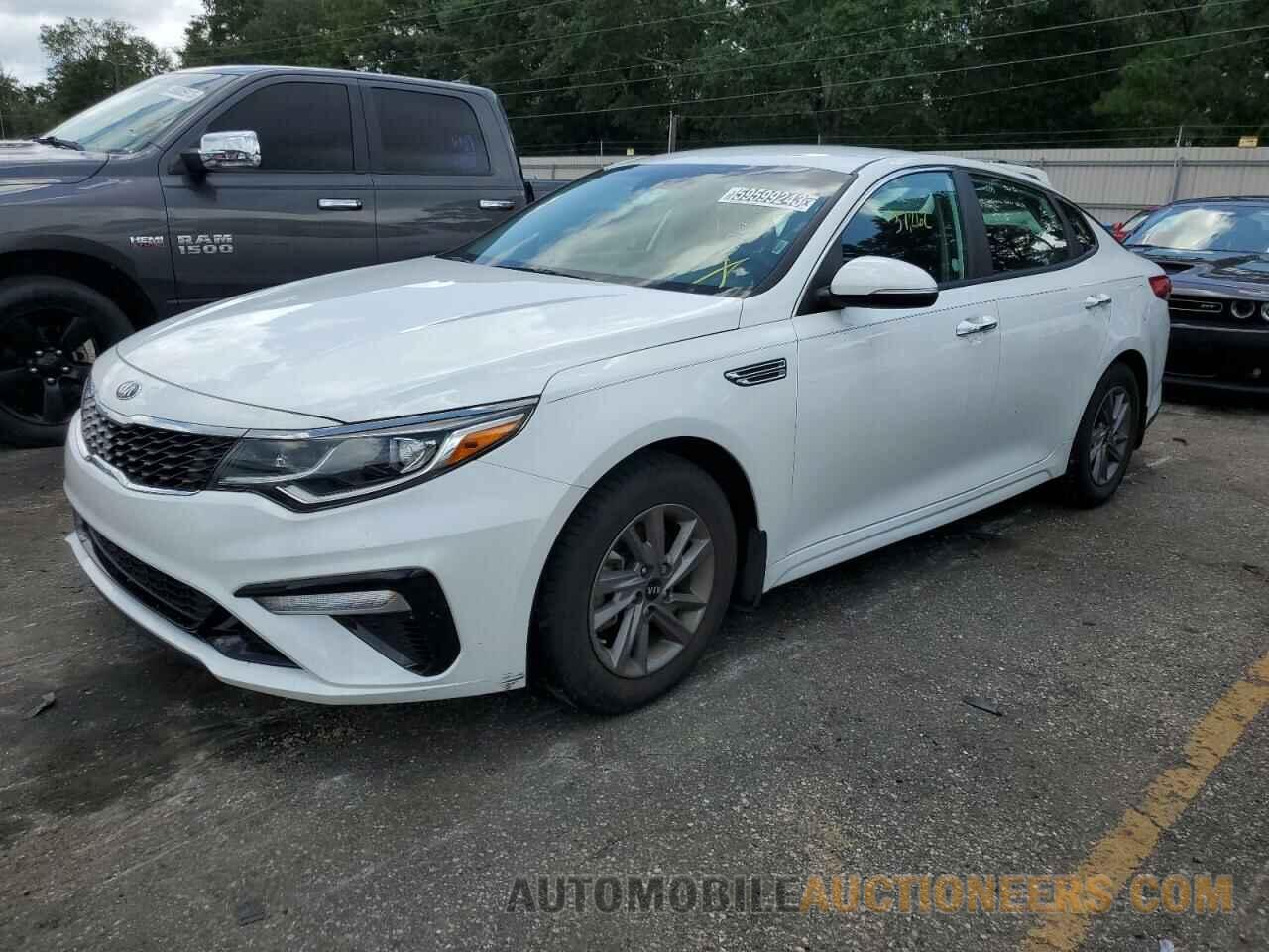 5XXGT4L33LG403735 KIA OPTIMA 2020