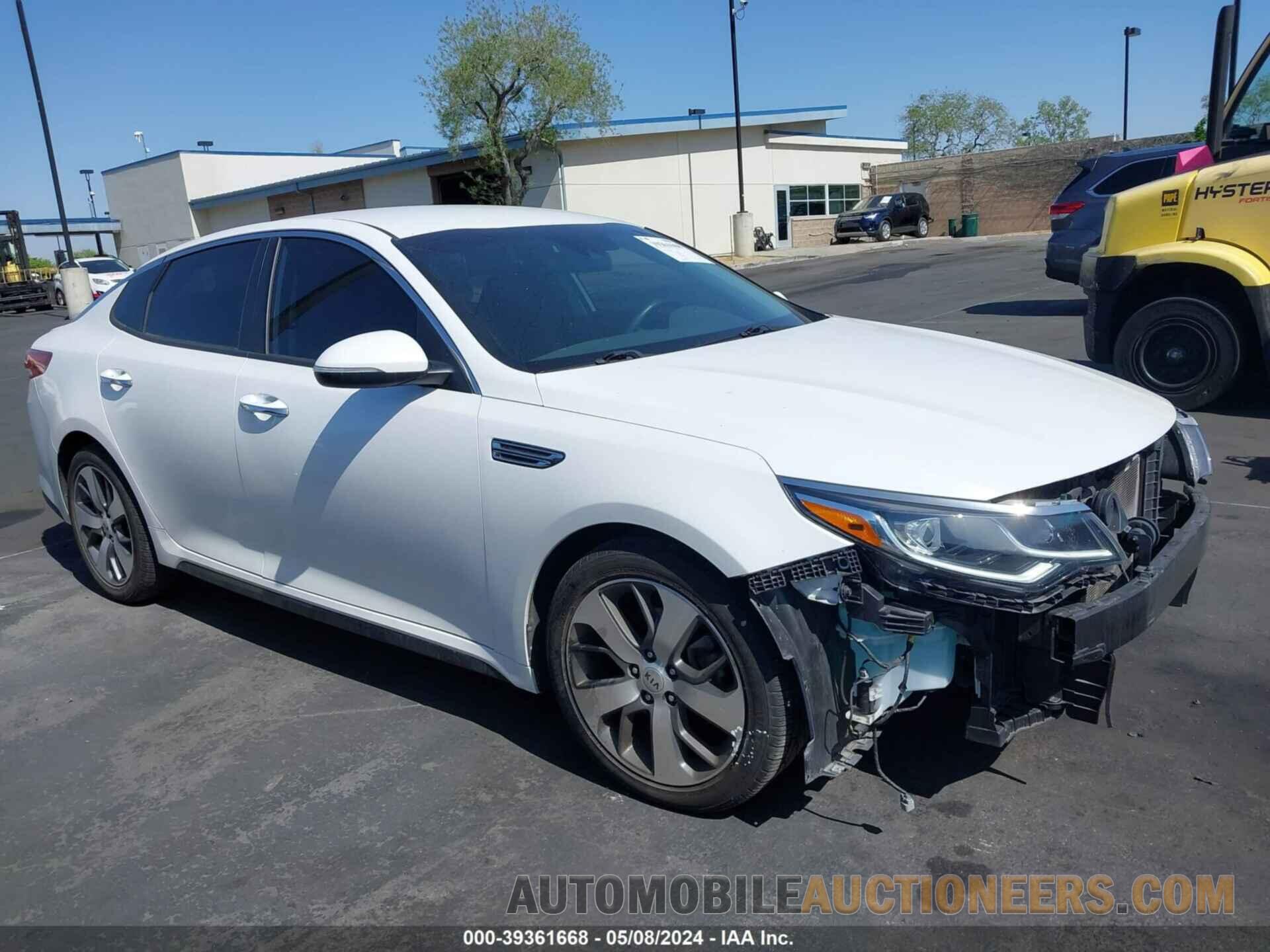 5XXGT4L33LG413505 KIA OPTIMA 2020