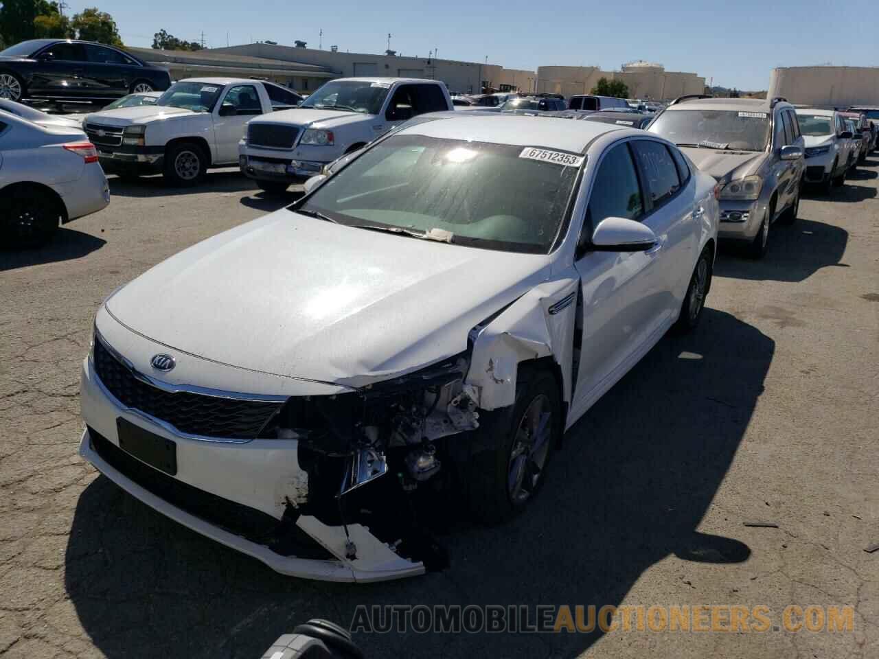 5XXGT4L33LG418235 KIA OPTIMA 2020