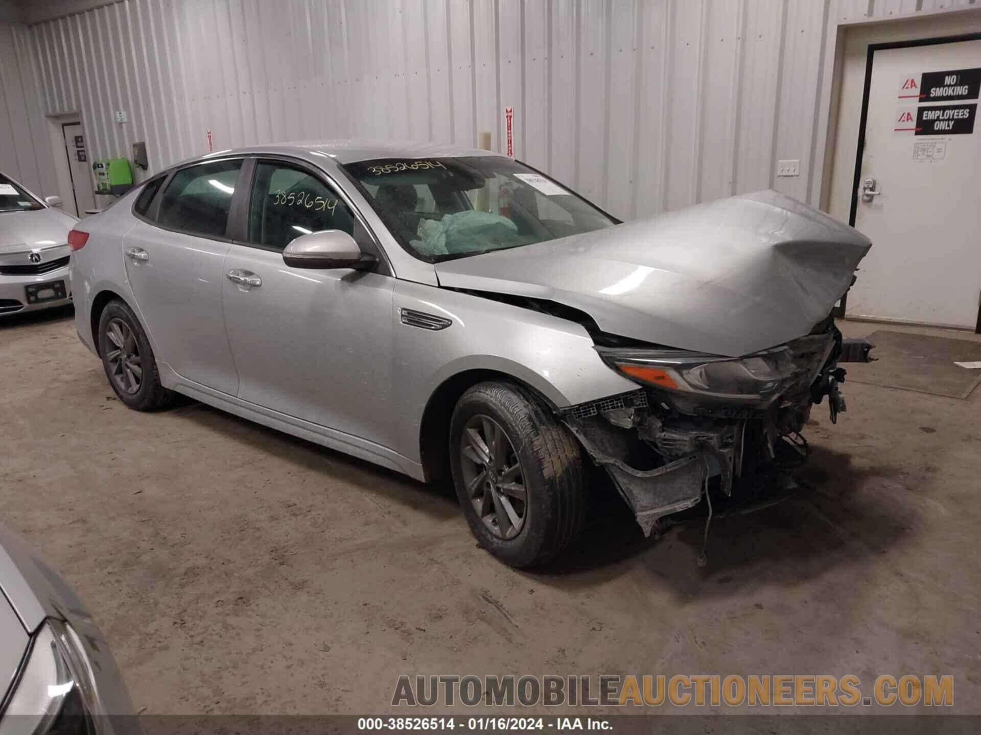 5XXGT4L33LG425668 KIA OPTIMA 2020