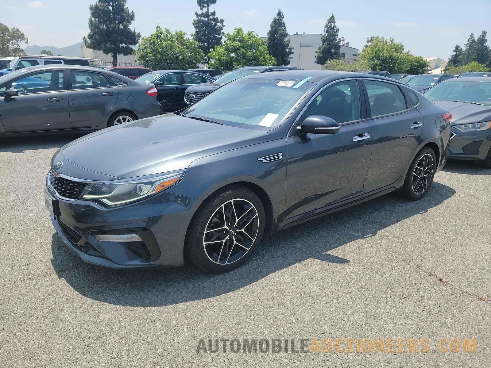 5XXGT4L33LG436380 Kia Optima 2020