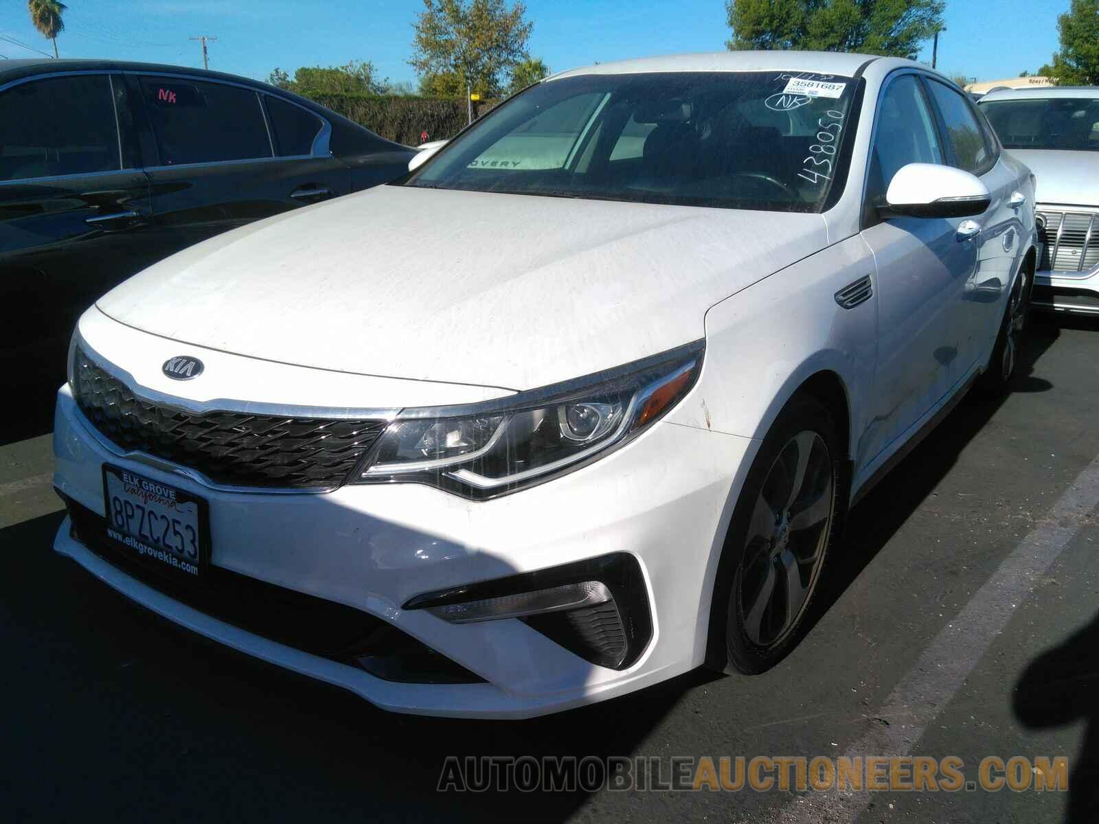 5XXGT4L33LG438050 Kia Optima 2020