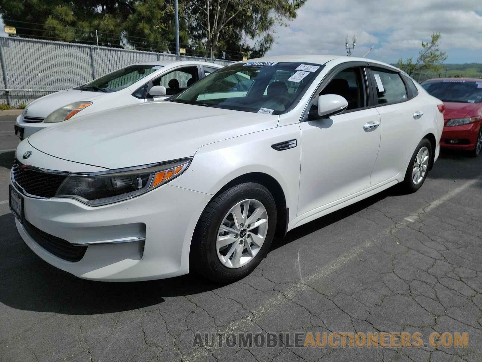 5XXGT4L34GG043686 Kia Optima 2016