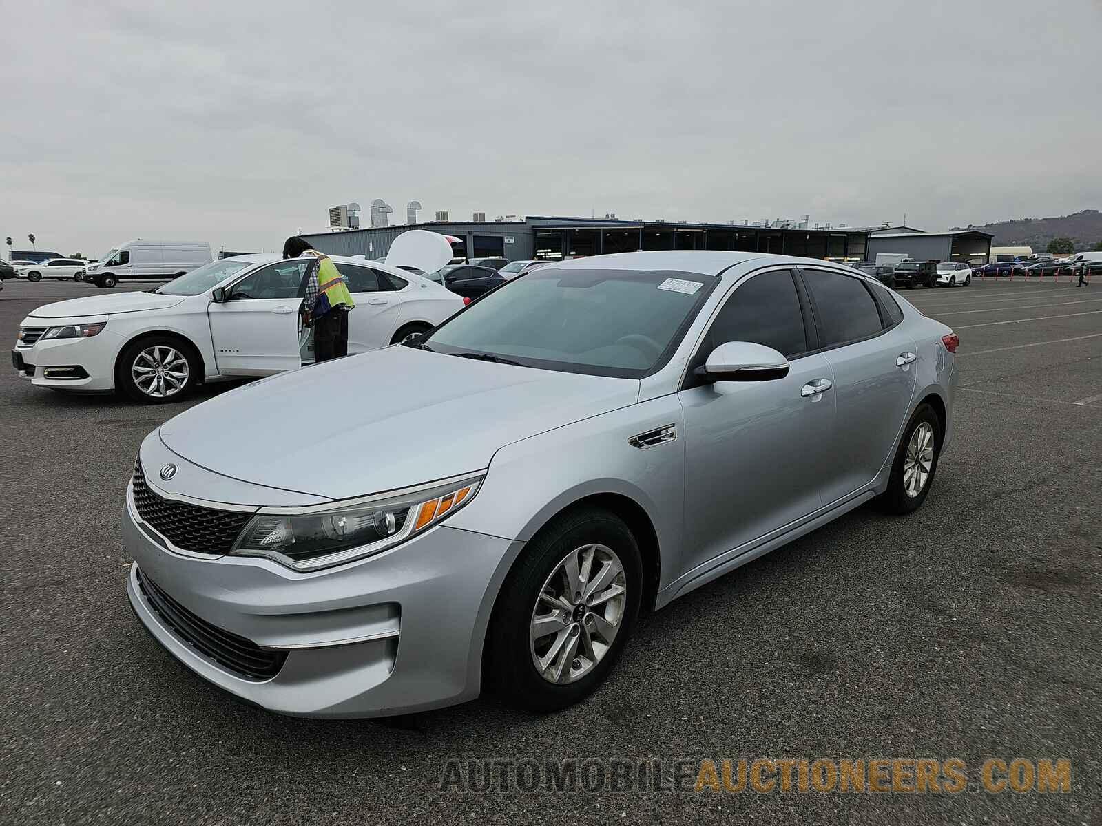 5XXGT4L34GG088658 Kia Optima 2016