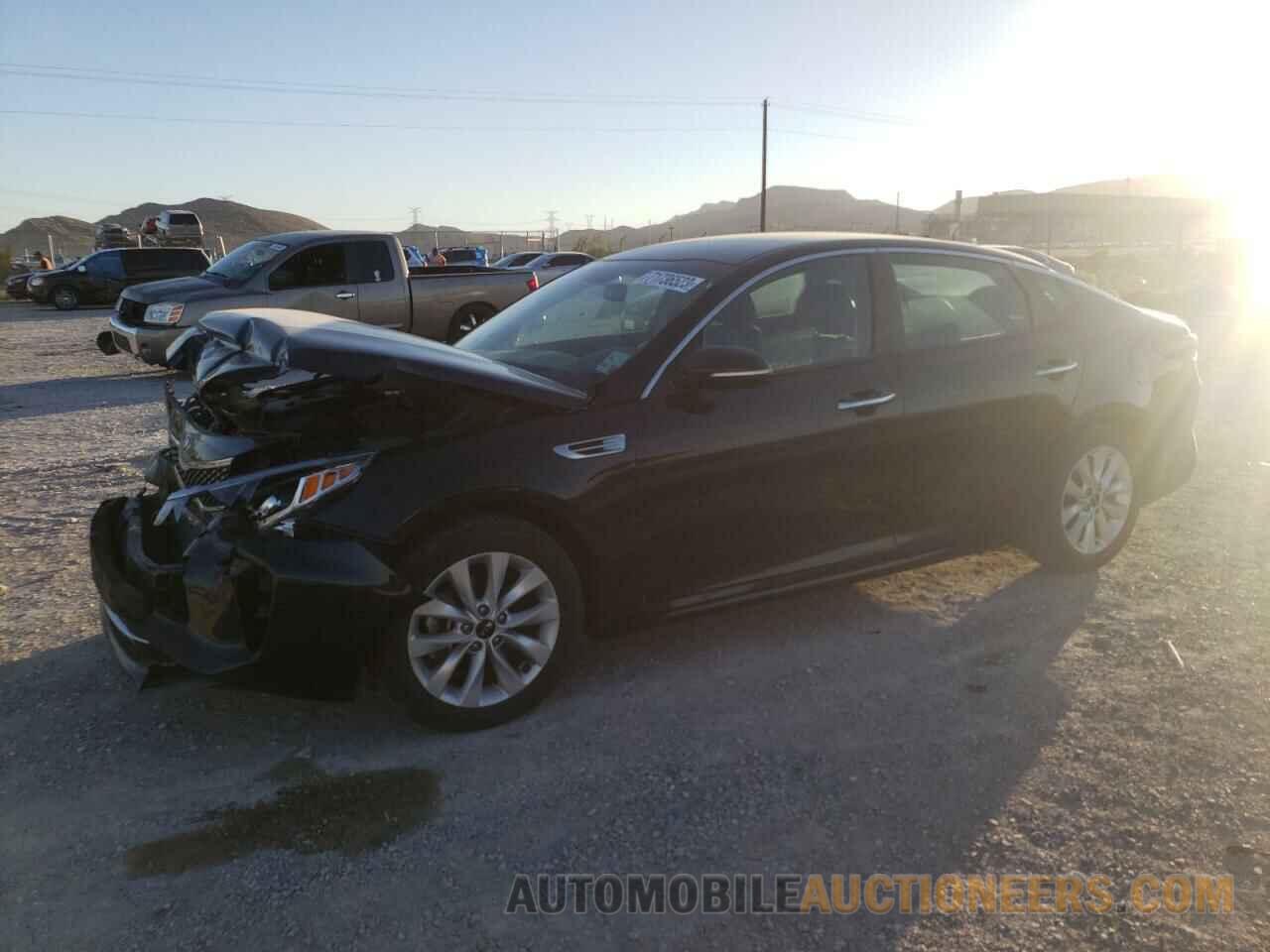 5XXGT4L34JG189576 KIA OPTIMA 2018