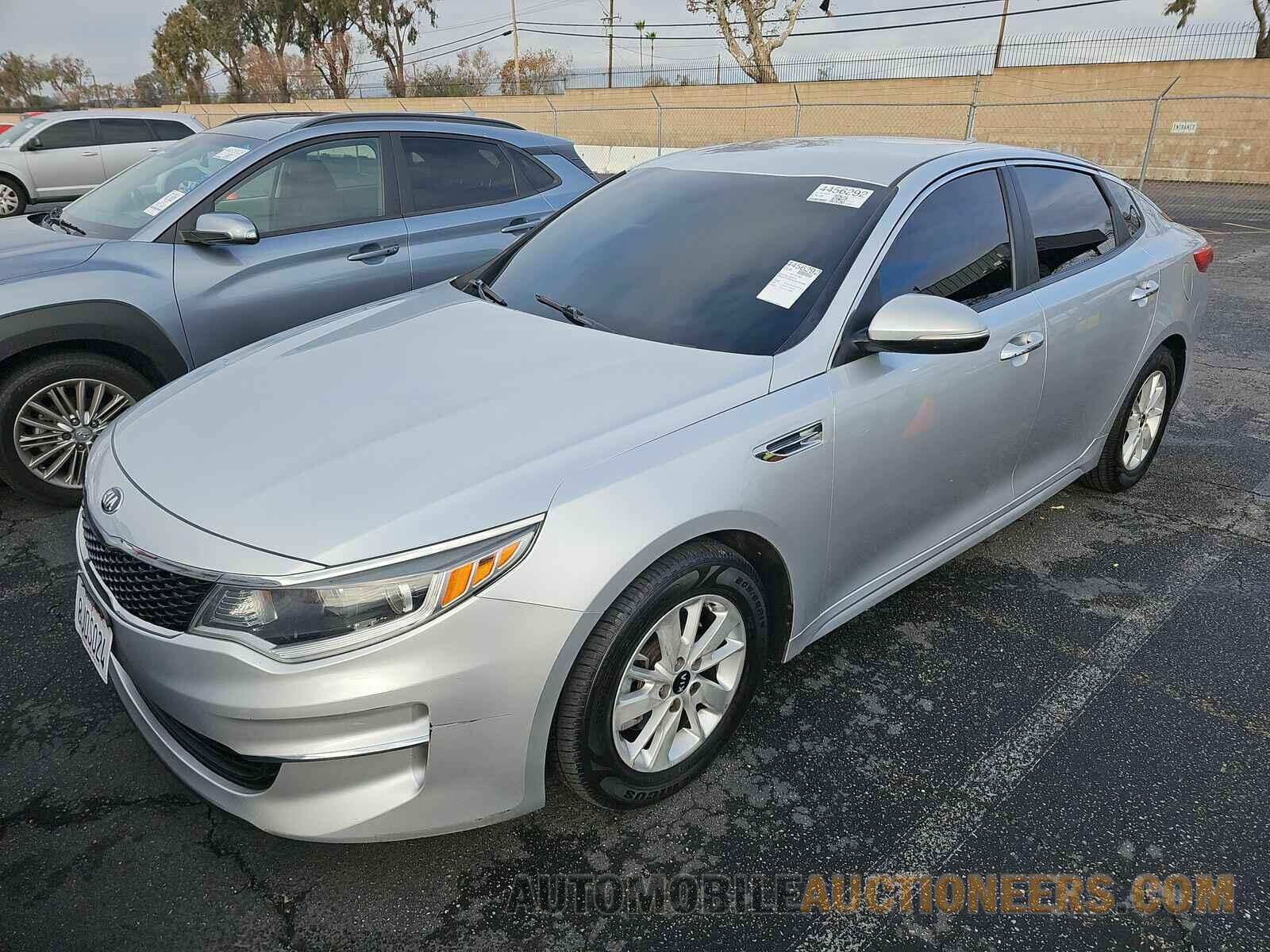 5XXGT4L34JG192588 Kia Optima 2018