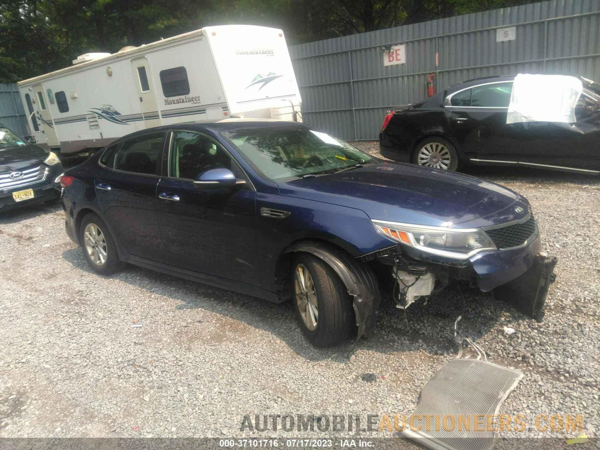 5XXGT4L34JG210443 KIA OPTIMA 2018