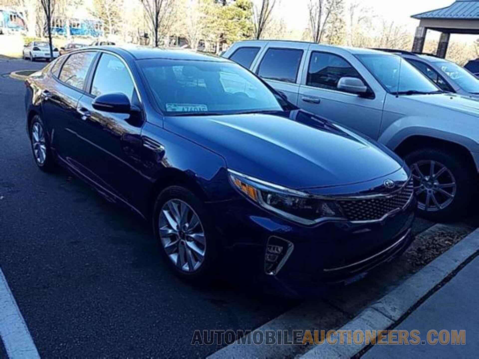 5XXGT4L34JG226321 KIA OPTIMA 2018