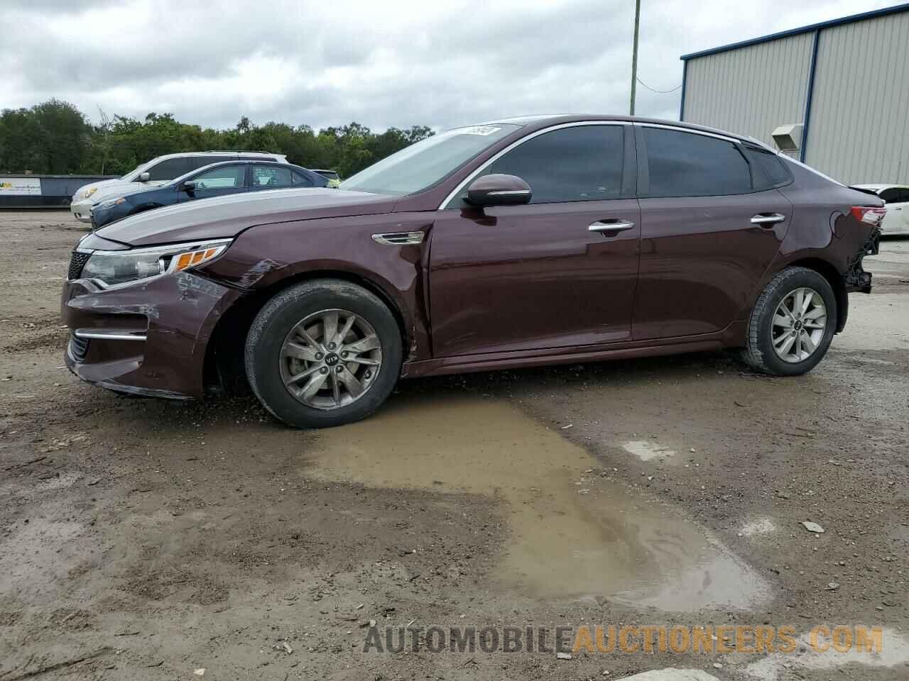 5XXGT4L34JG235570 KIA OPTIMA 2018