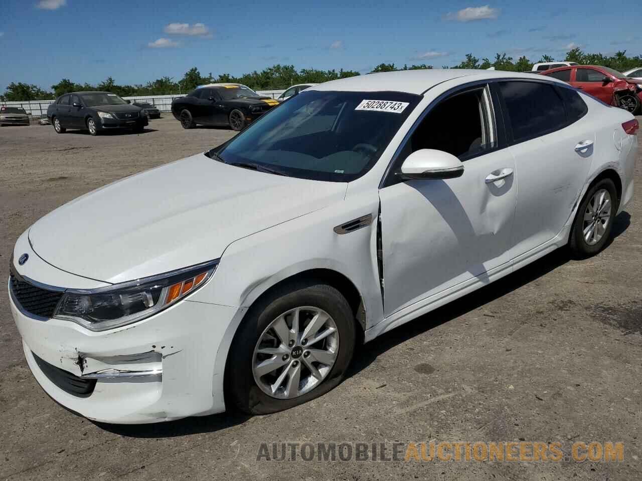 5XXGT4L34JG243541 KIA OPTIMA 2018