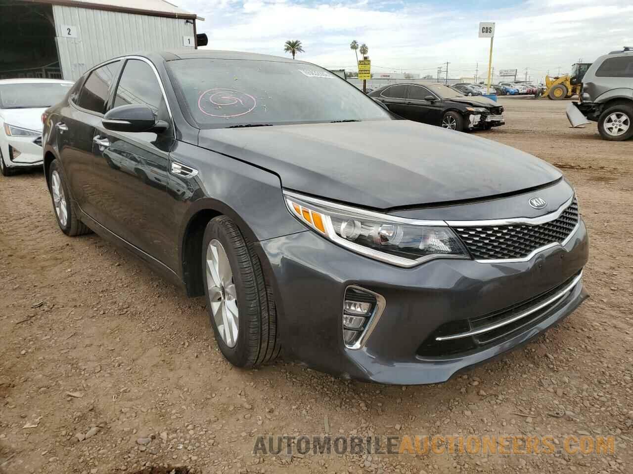 5XXGT4L34JG244303 KIA OPTIMA 2018