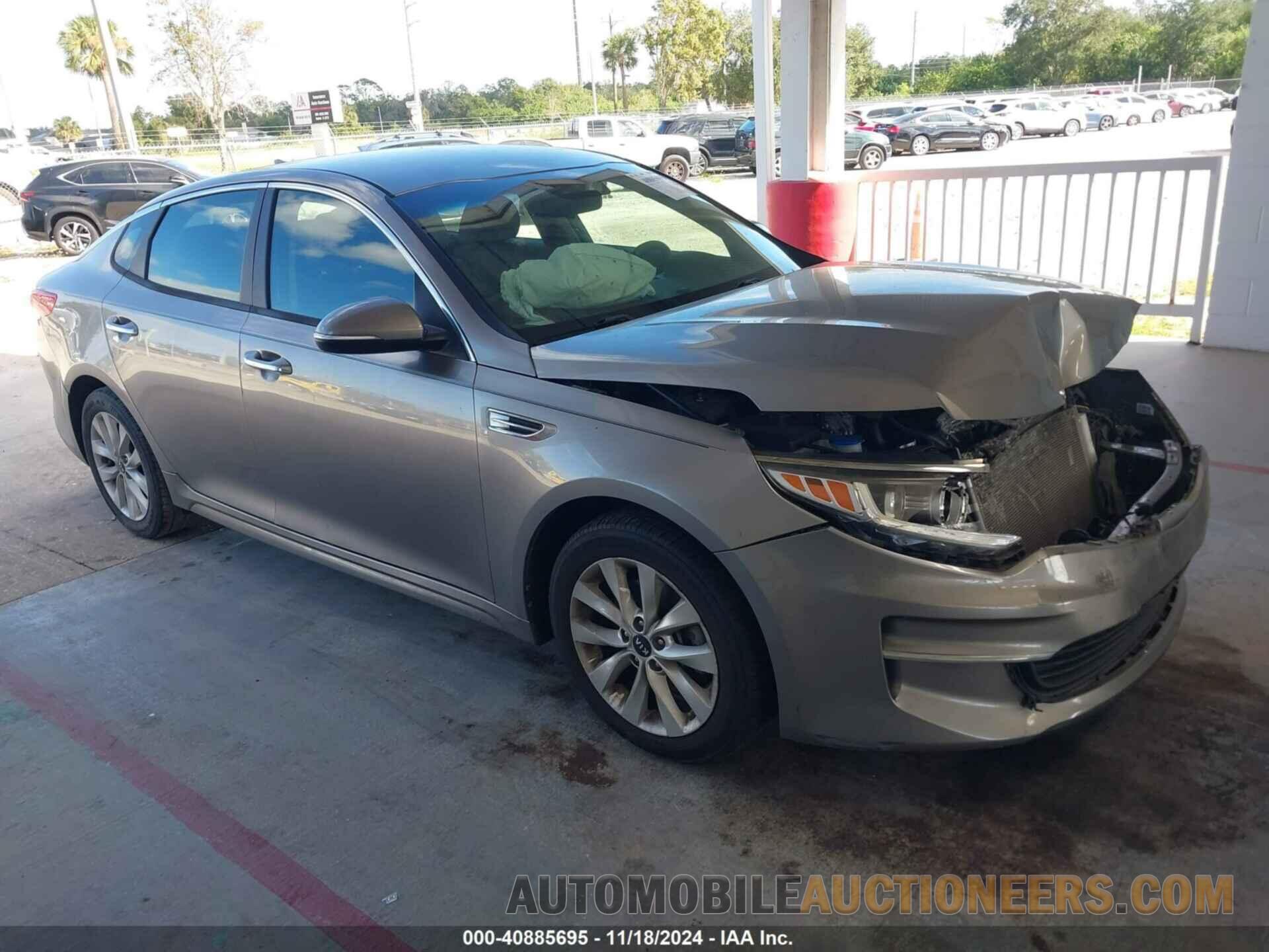 5XXGT4L34JG251557 KIA OPTIMA 2018