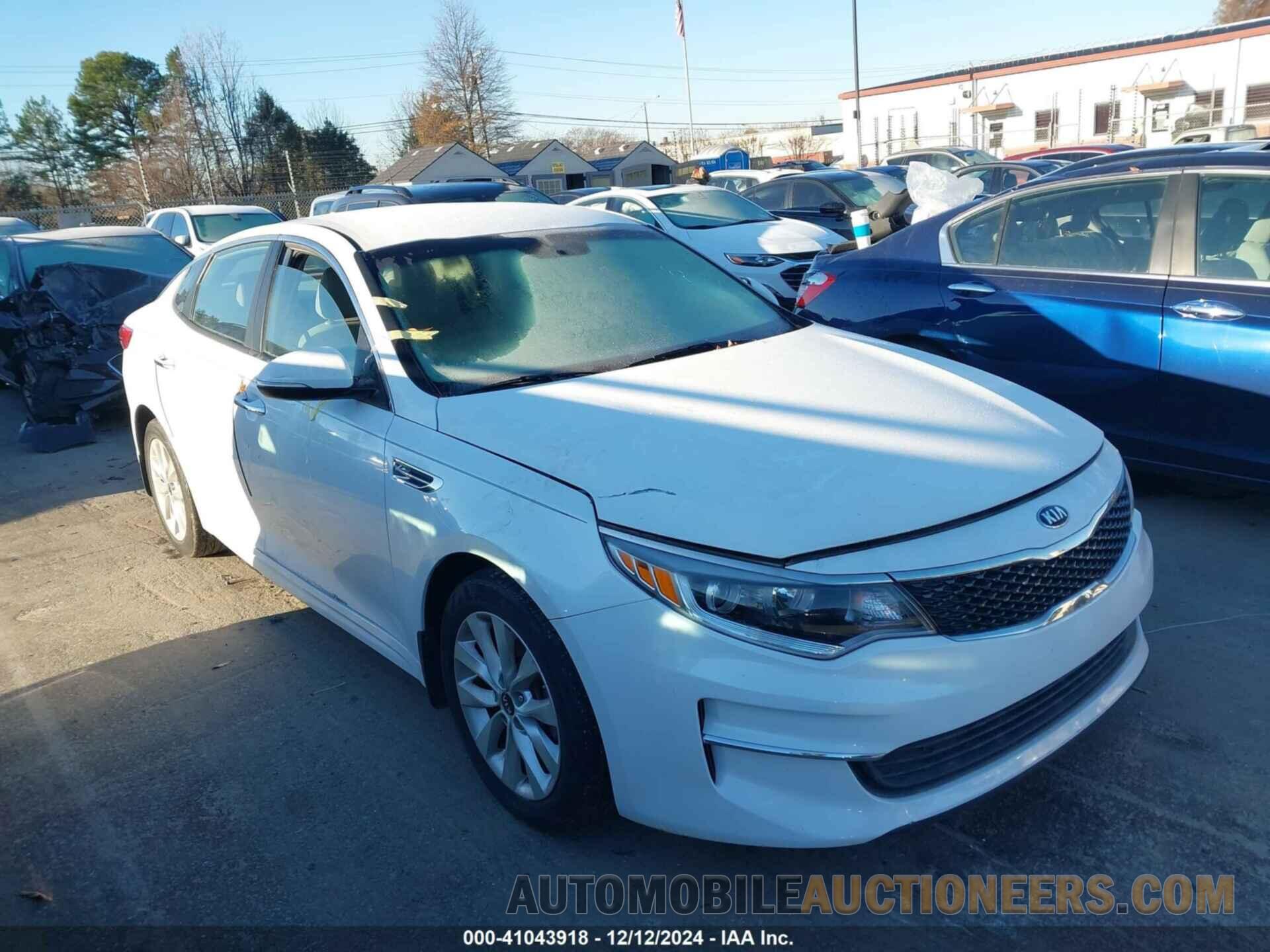 5XXGT4L34JG255284 KIA OPTIMA 2018