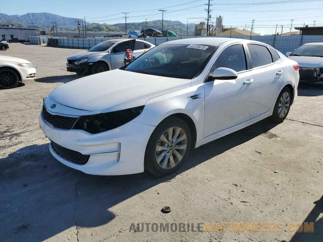 5XXGT4L34JG259979 KIA OPTIMA 2018