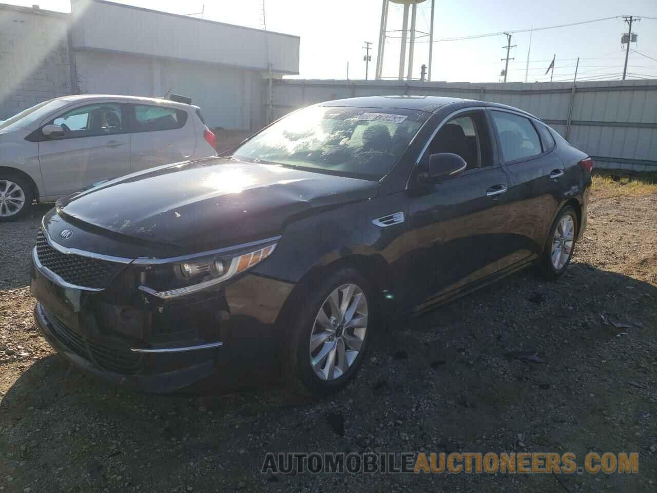 5XXGT4L34JG260873 KIA OPTIMA 2018