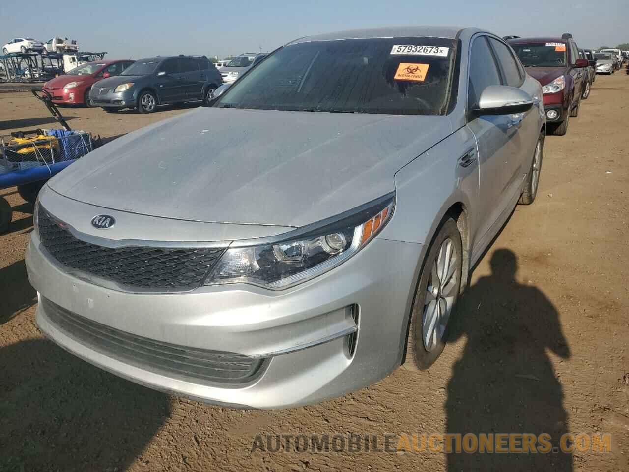 5XXGT4L34JG261165 KIA OPTIMA 2018