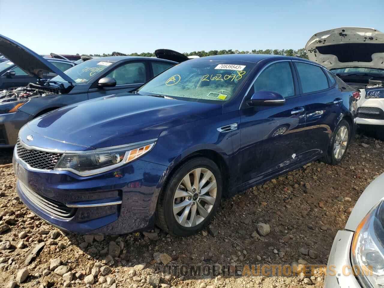 5XXGT4L34JG262090 KIA OPTIMA 2018