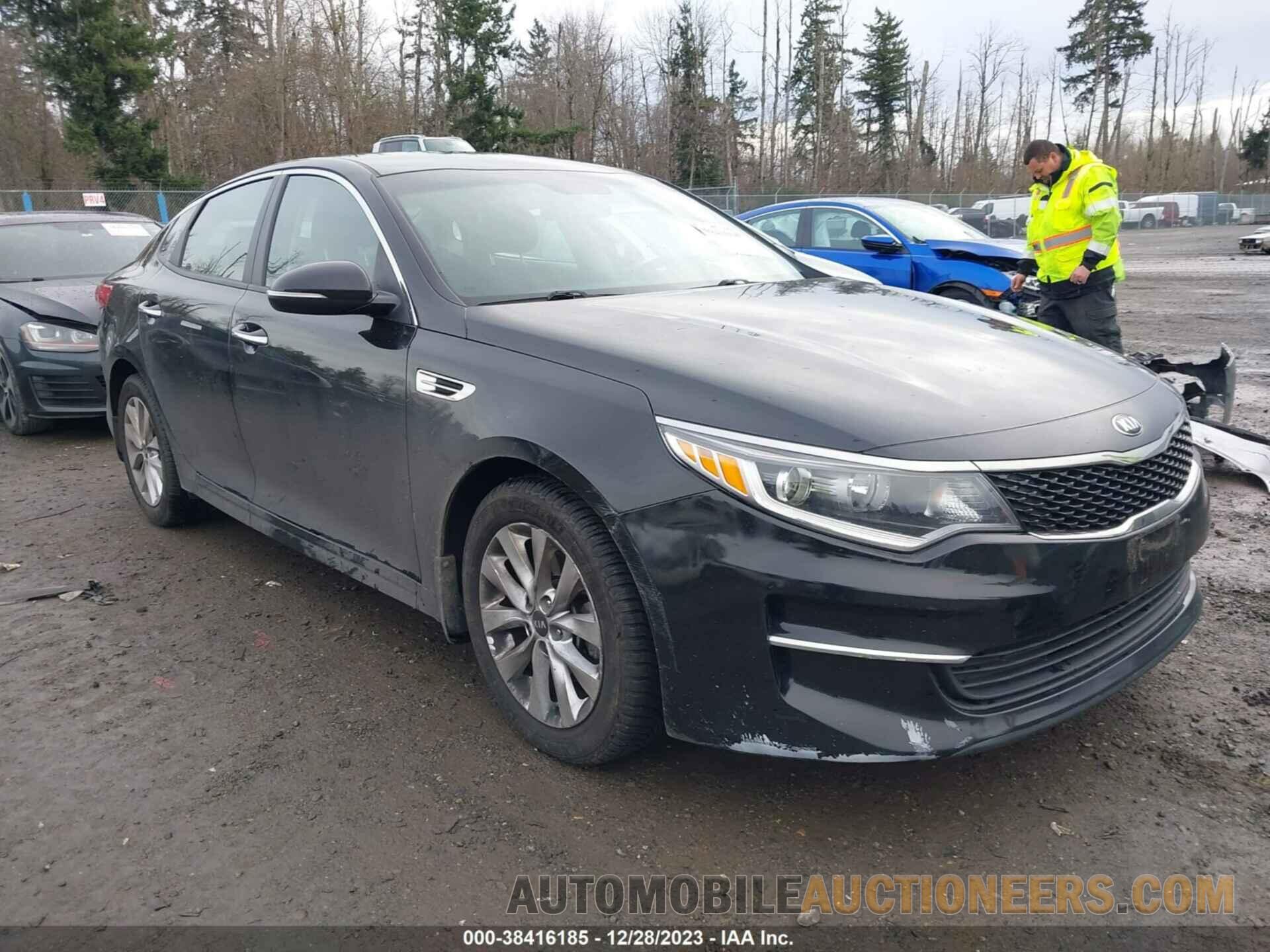 5XXGT4L34JG264888 KIA OPTIMA 2018