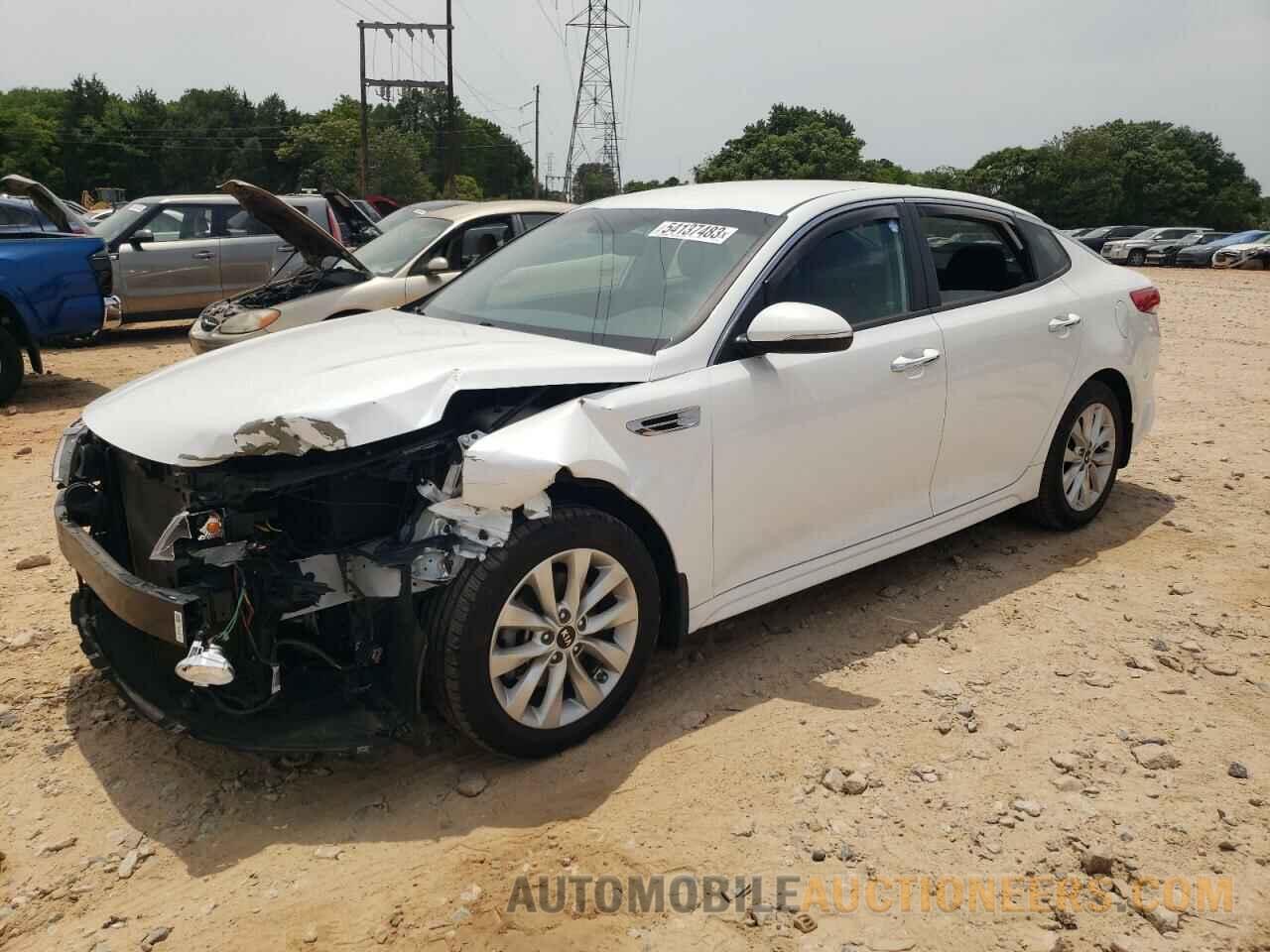 5XXGT4L34JG265555 KIA OPTIMA 2018