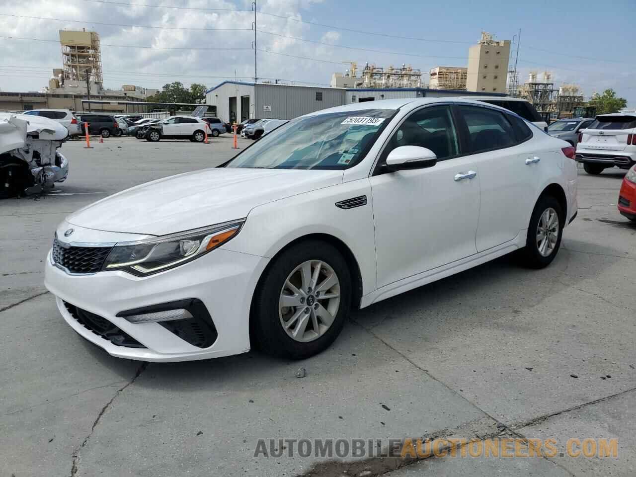 5XXGT4L34KG280963 KIA OPTIMA 2019