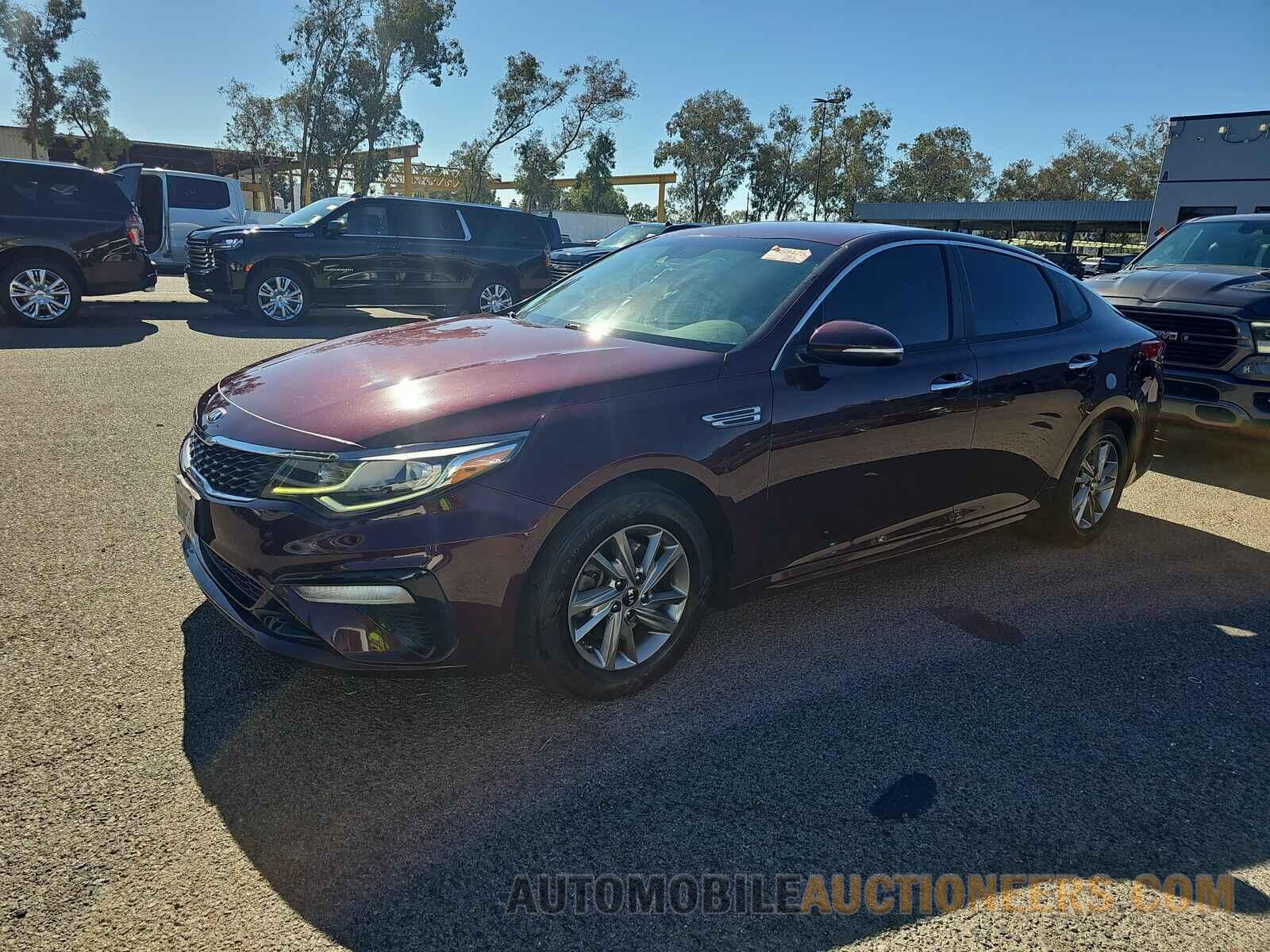 5XXGT4L34KG321348 Kia Optima 2019