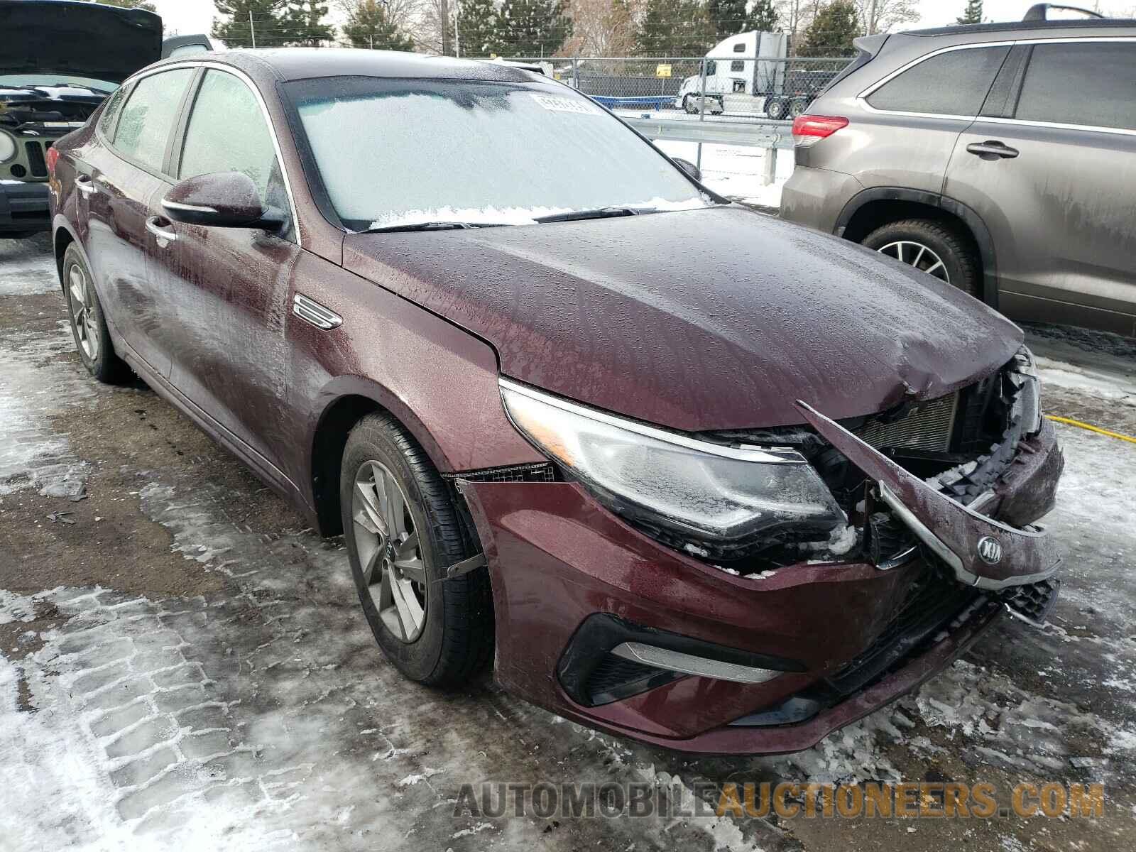 5XXGT4L34KG332947 KIA OPTIMA 2019