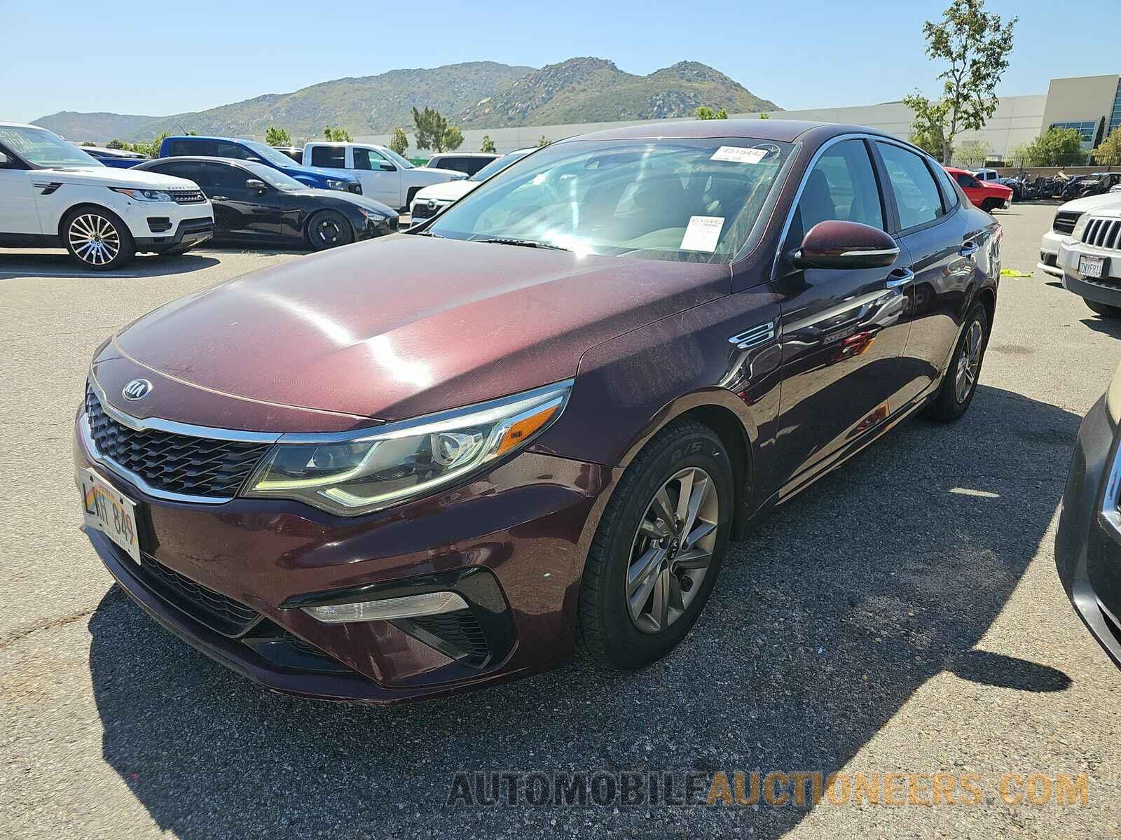 5XXGT4L34LG389375 Kia Optima 2020