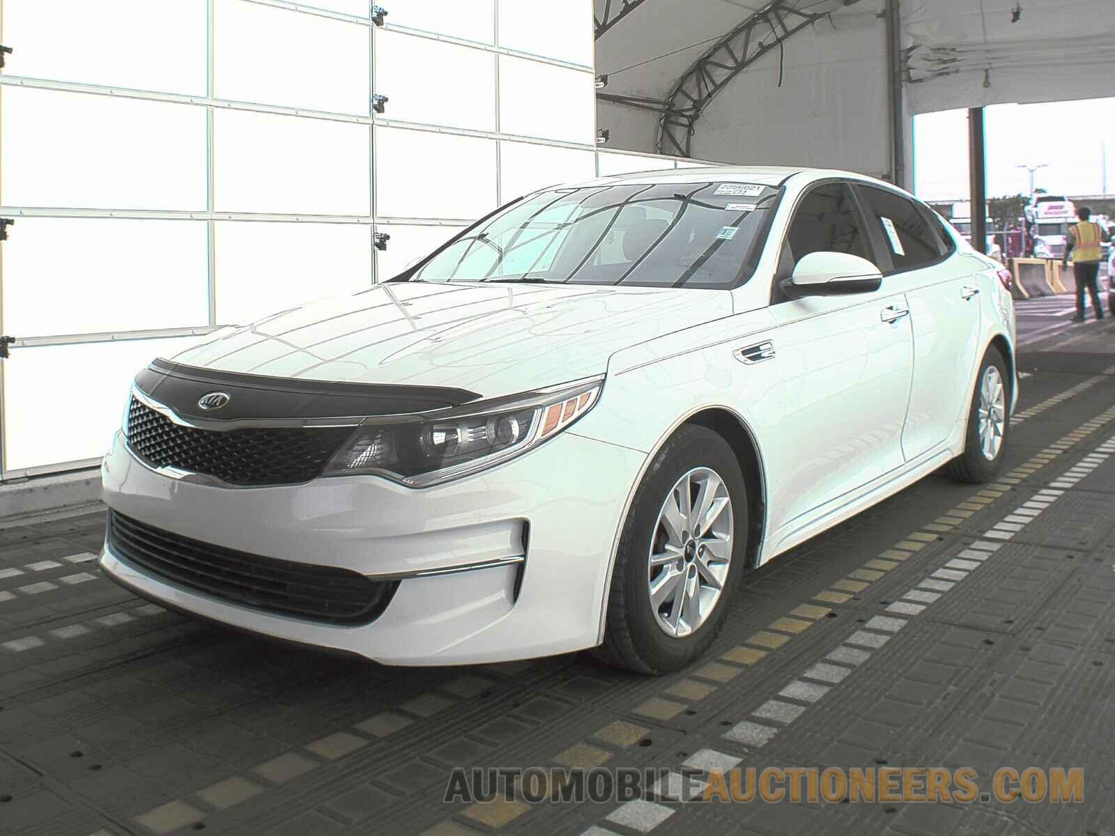 5XXGT4L35GG081122 Kia Optima 2016