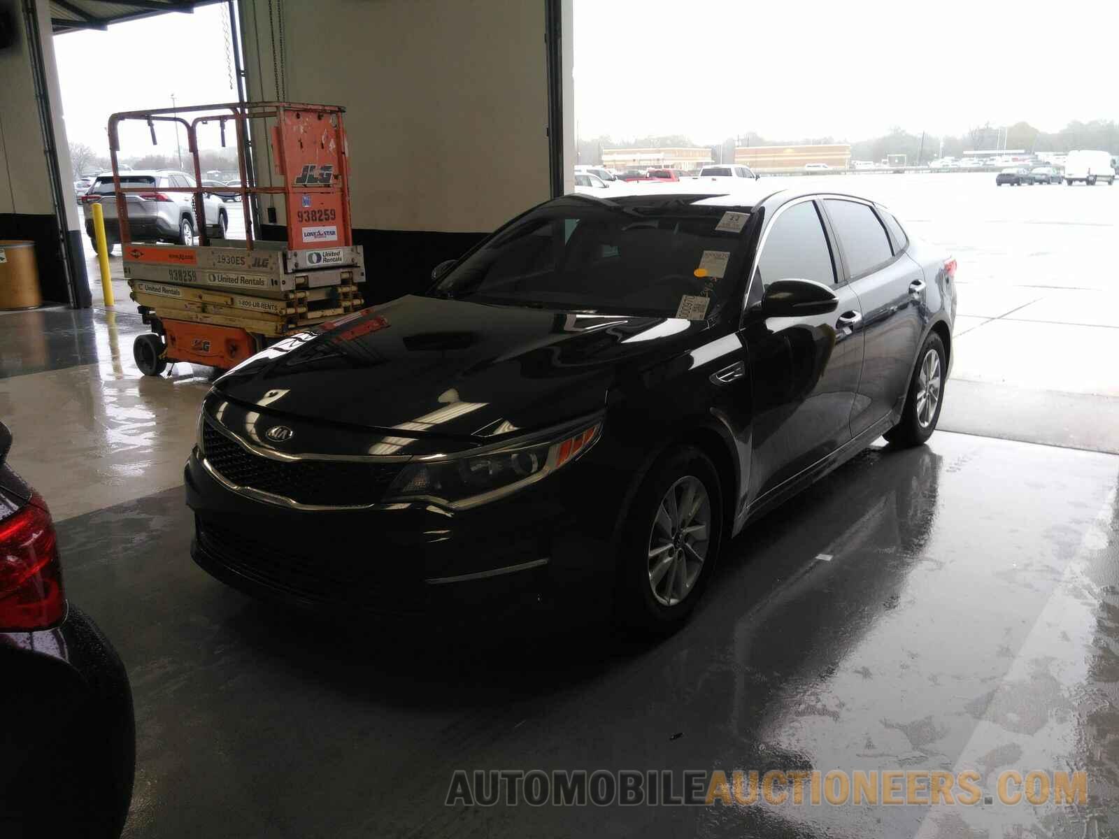 5XXGT4L35HG145449 Kia Optima 2017