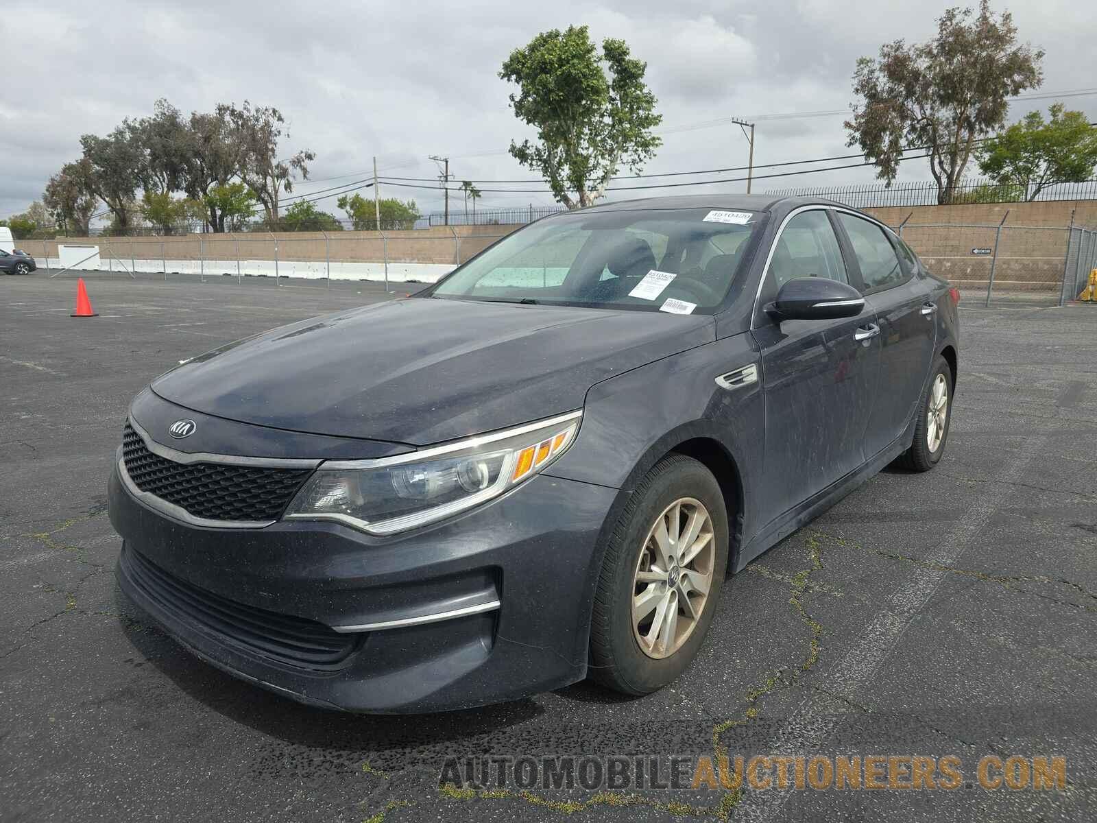 5XXGT4L35HG148870 Kia Optima 2017