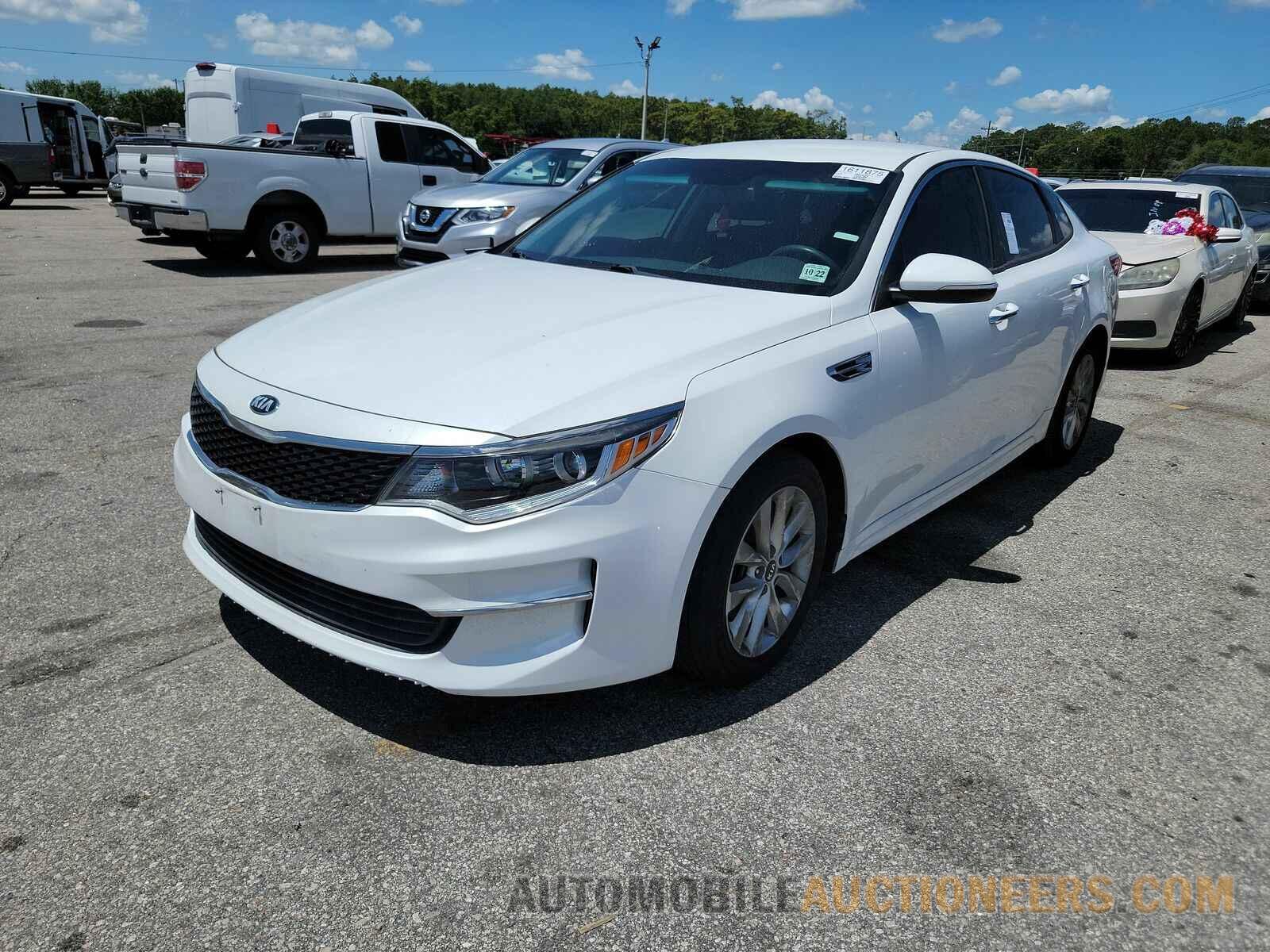 5XXGT4L35HG171257 Kia Optima 2017