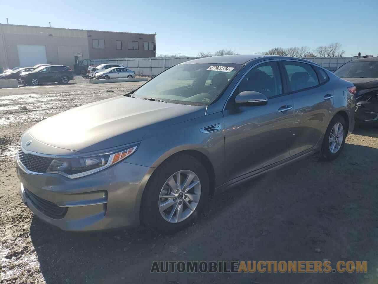 5XXGT4L35JG181972 KIA OPTIMA 2018