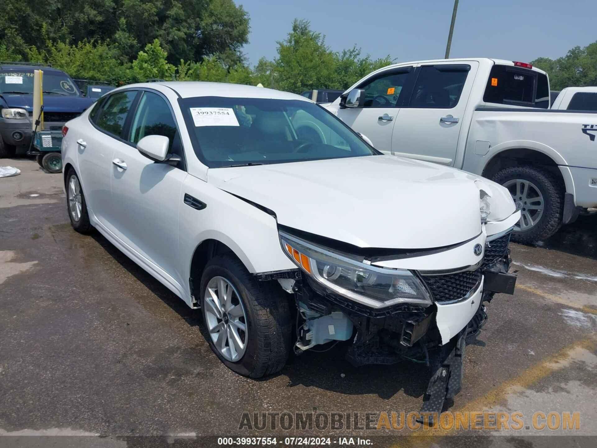 5XXGT4L35JG189649 KIA OPTIMA 2018