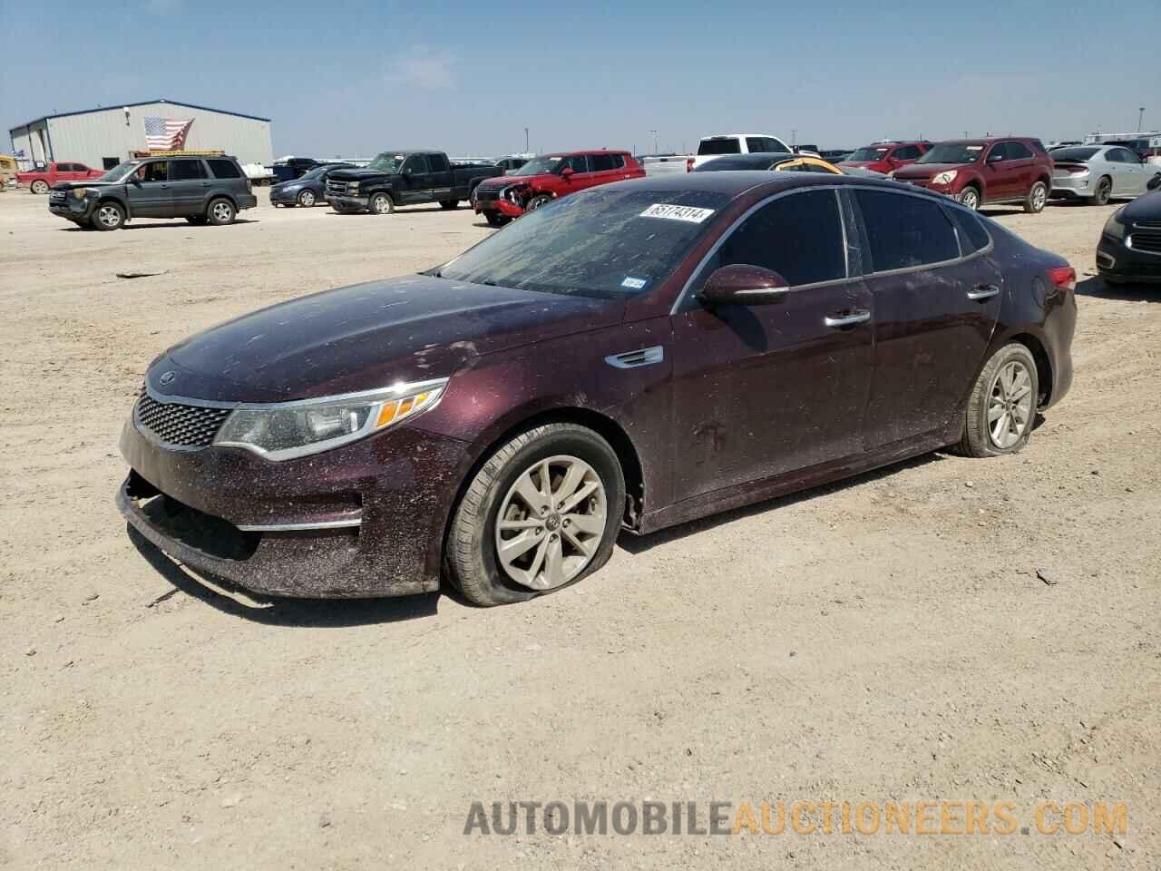 5XXGT4L35JG189988 KIA OPTIMA 2018