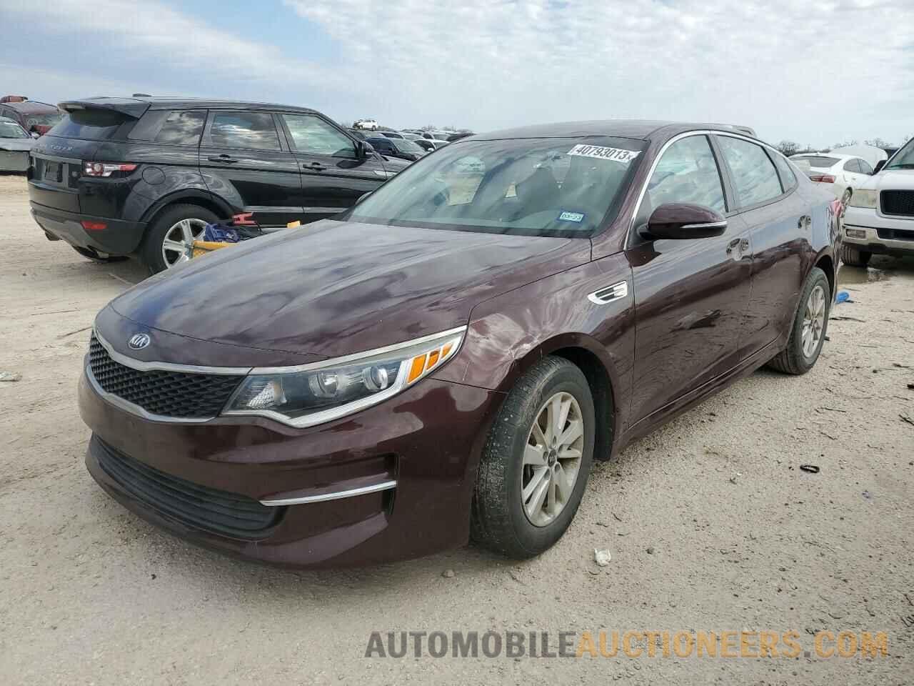 5XXGT4L35JG209012 KIA OPTIMA 2018