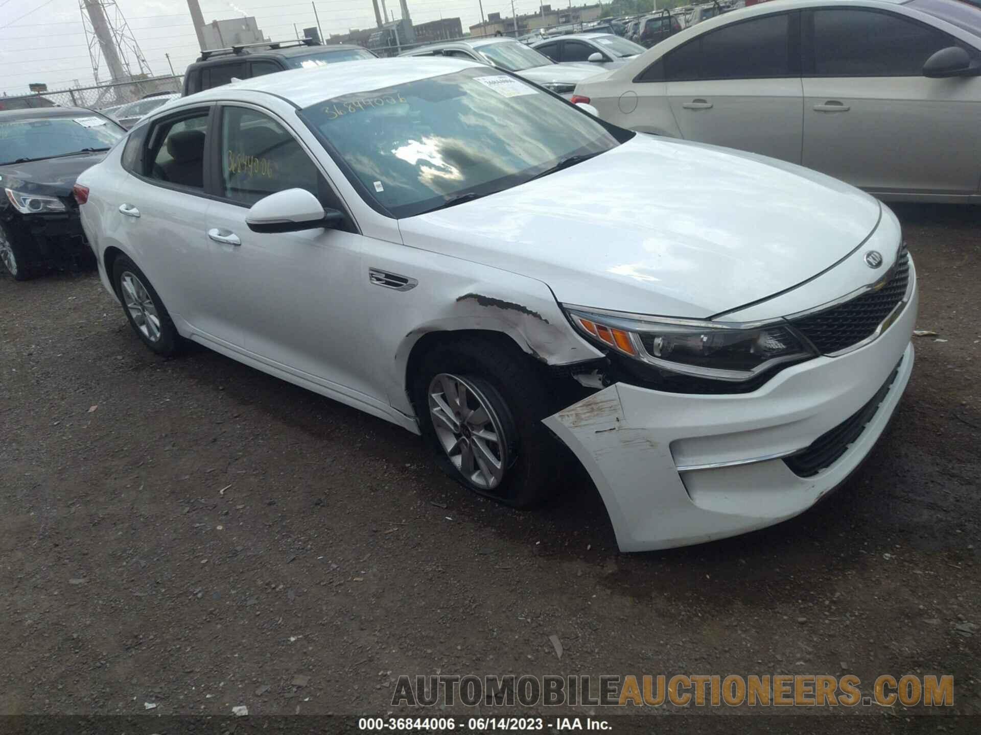 5XXGT4L35JG215277 KIA OPTIMA 2018