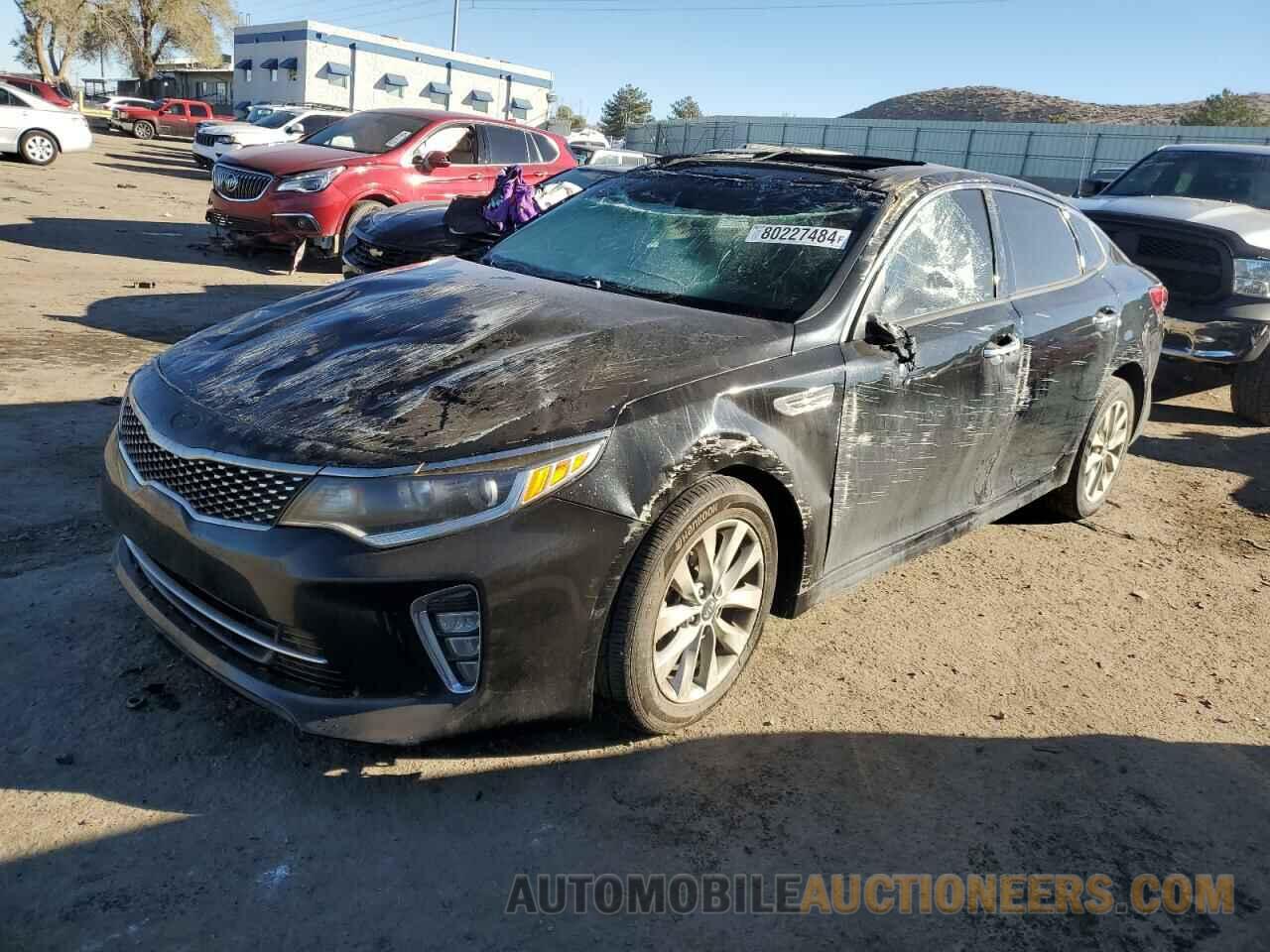 5XXGT4L35JG245167 KIA OPTIMA 2018