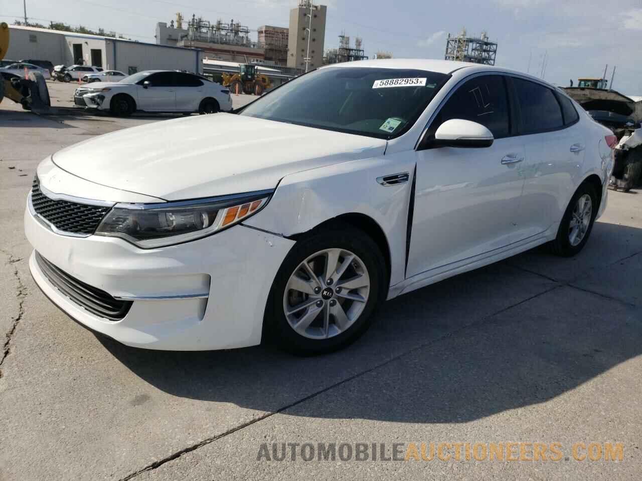 5XXGT4L35JG245945 KIA OPTIMA 2018