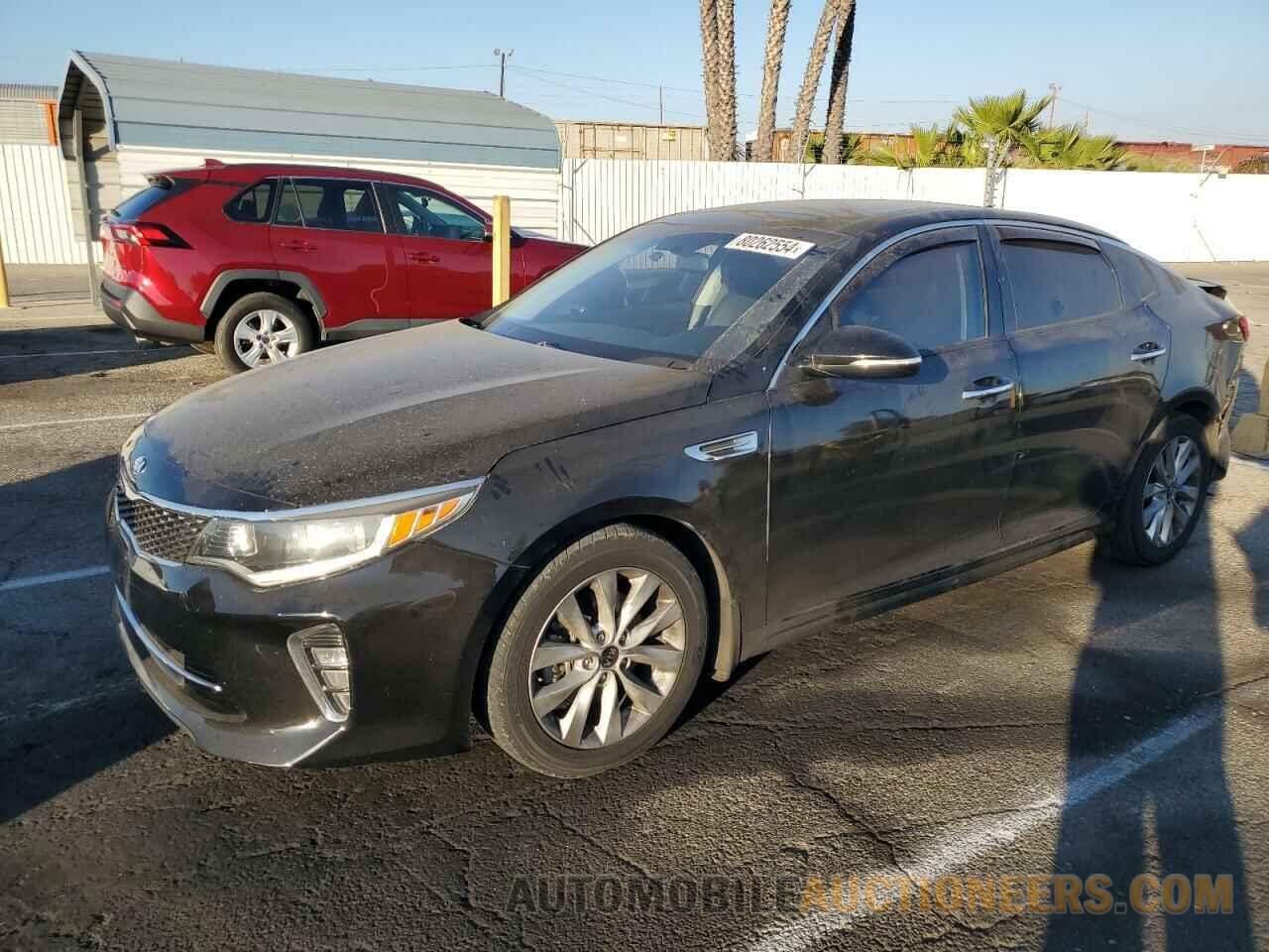 5XXGT4L35JG247680 KIA OPTIMA 2018